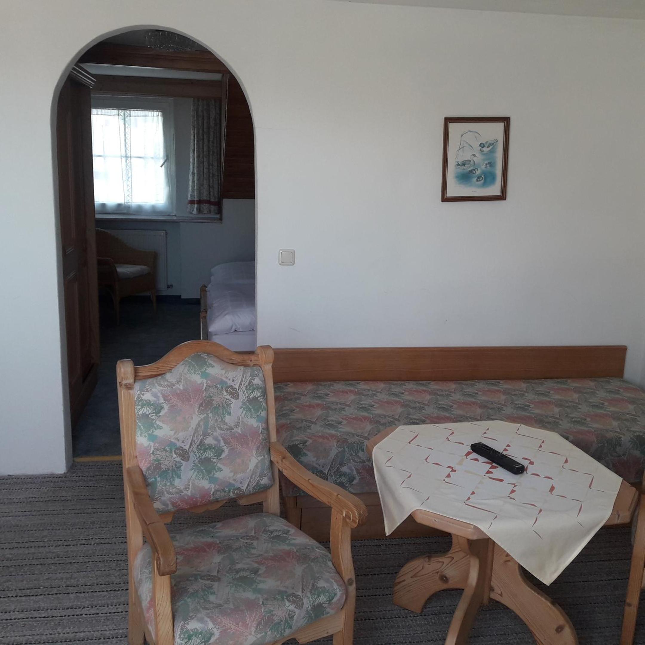 Standard Suite - Photo 2