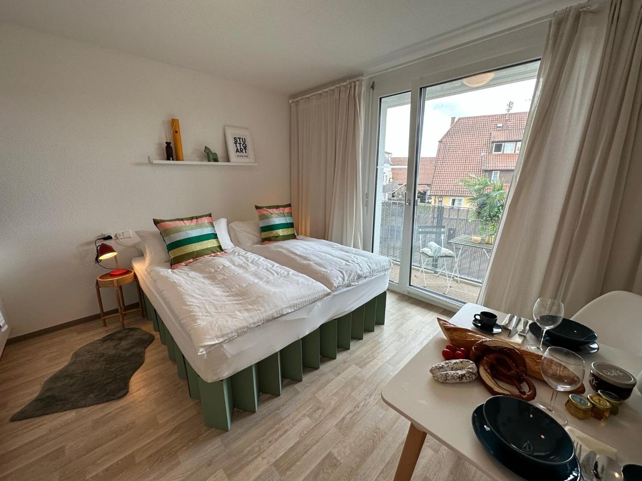 One-Bedroom Apartment photo 1