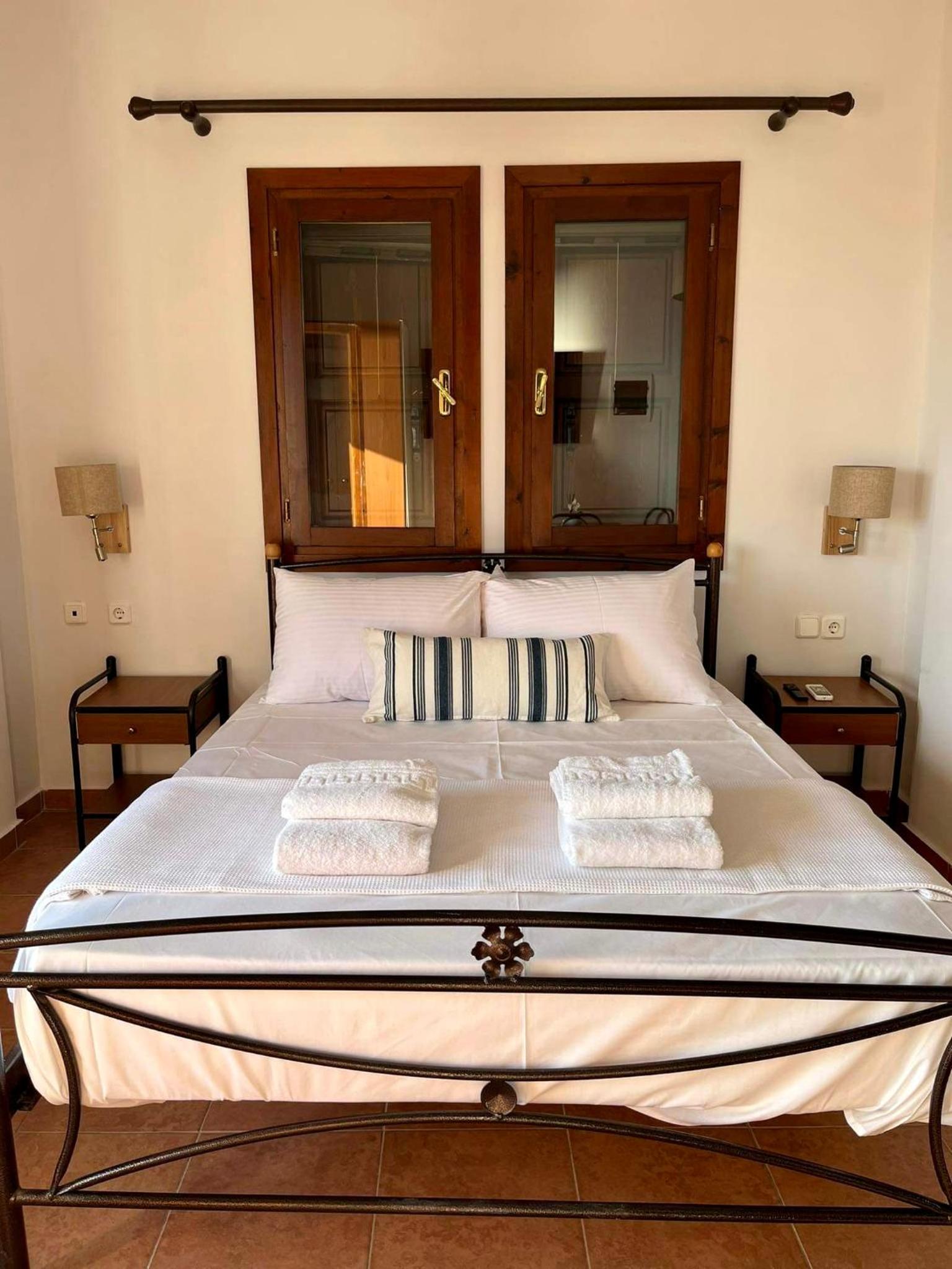 Deluxe Double Room With Balcony And Sea View photo 2