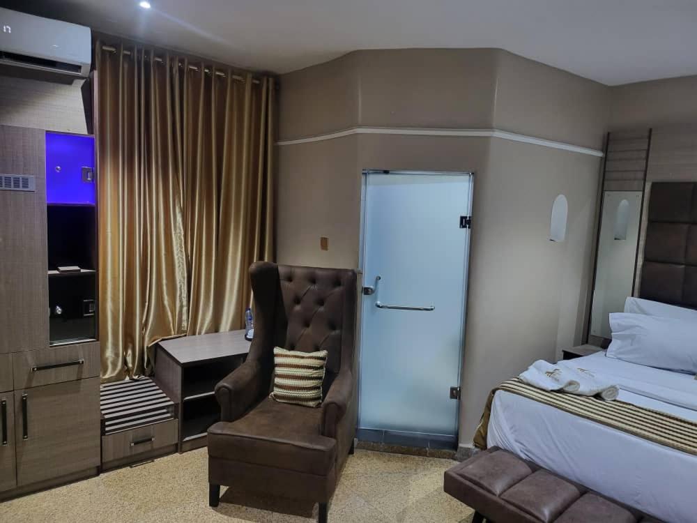 Budget Single Room