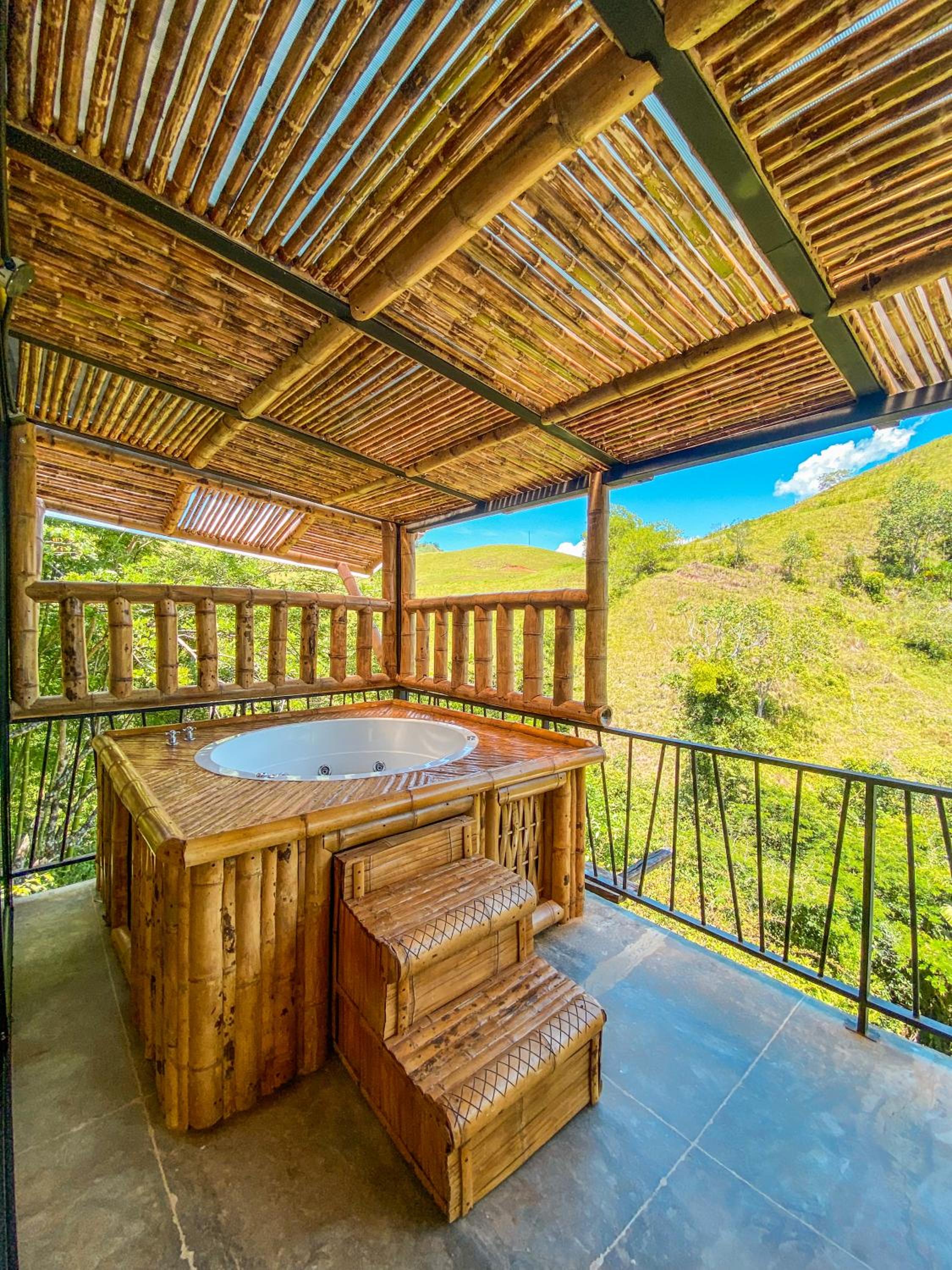 Deluxe Family Suite
