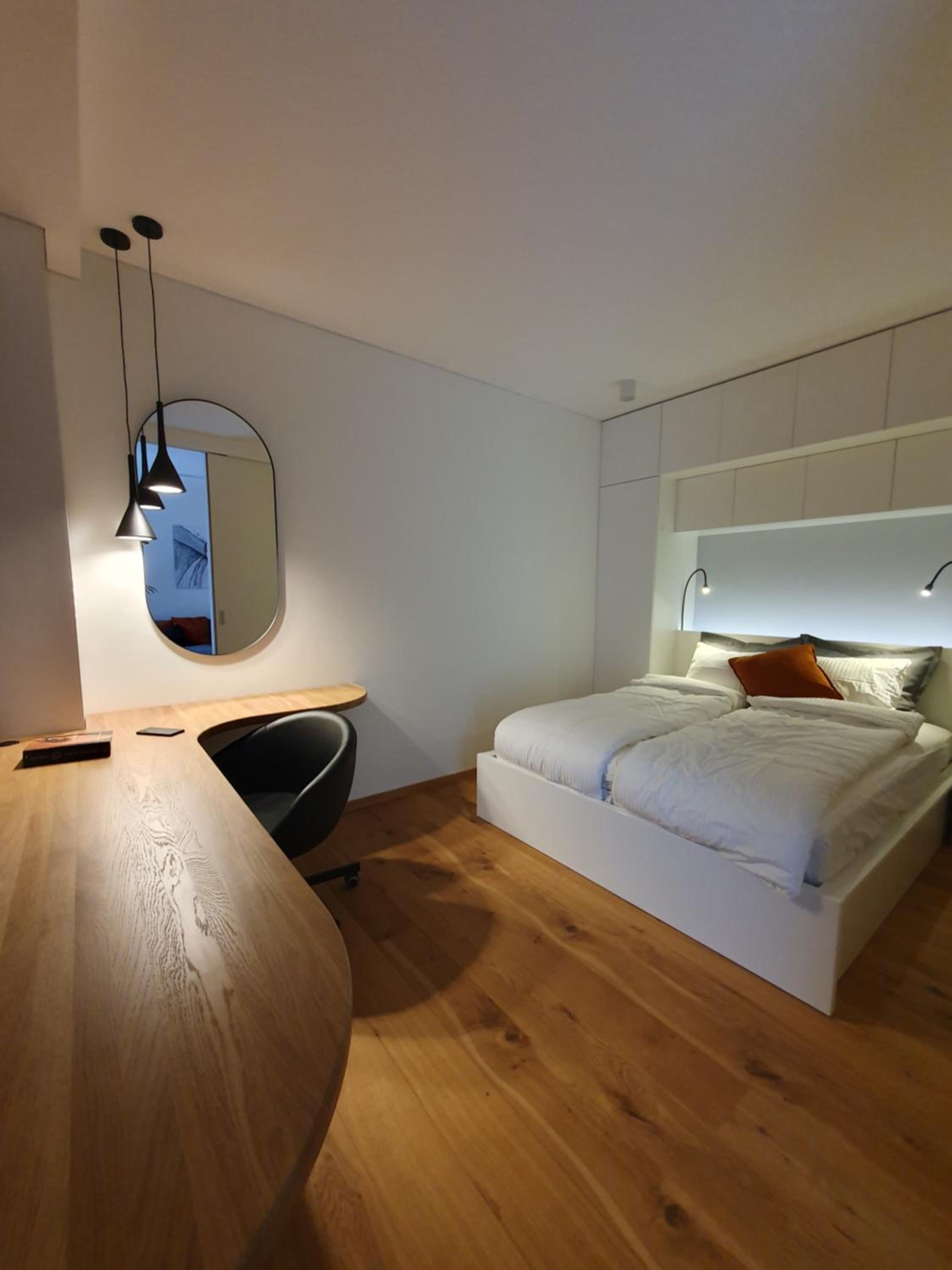 One-Bedroom Apartment photo 3