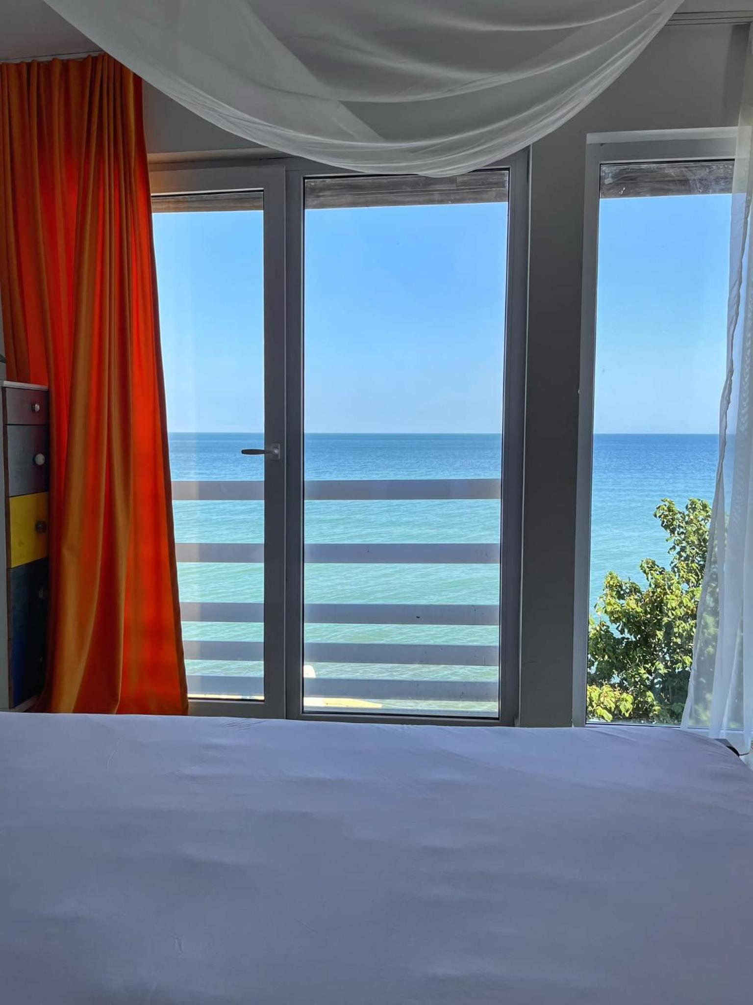 Double Room with Sea View - Photo 5