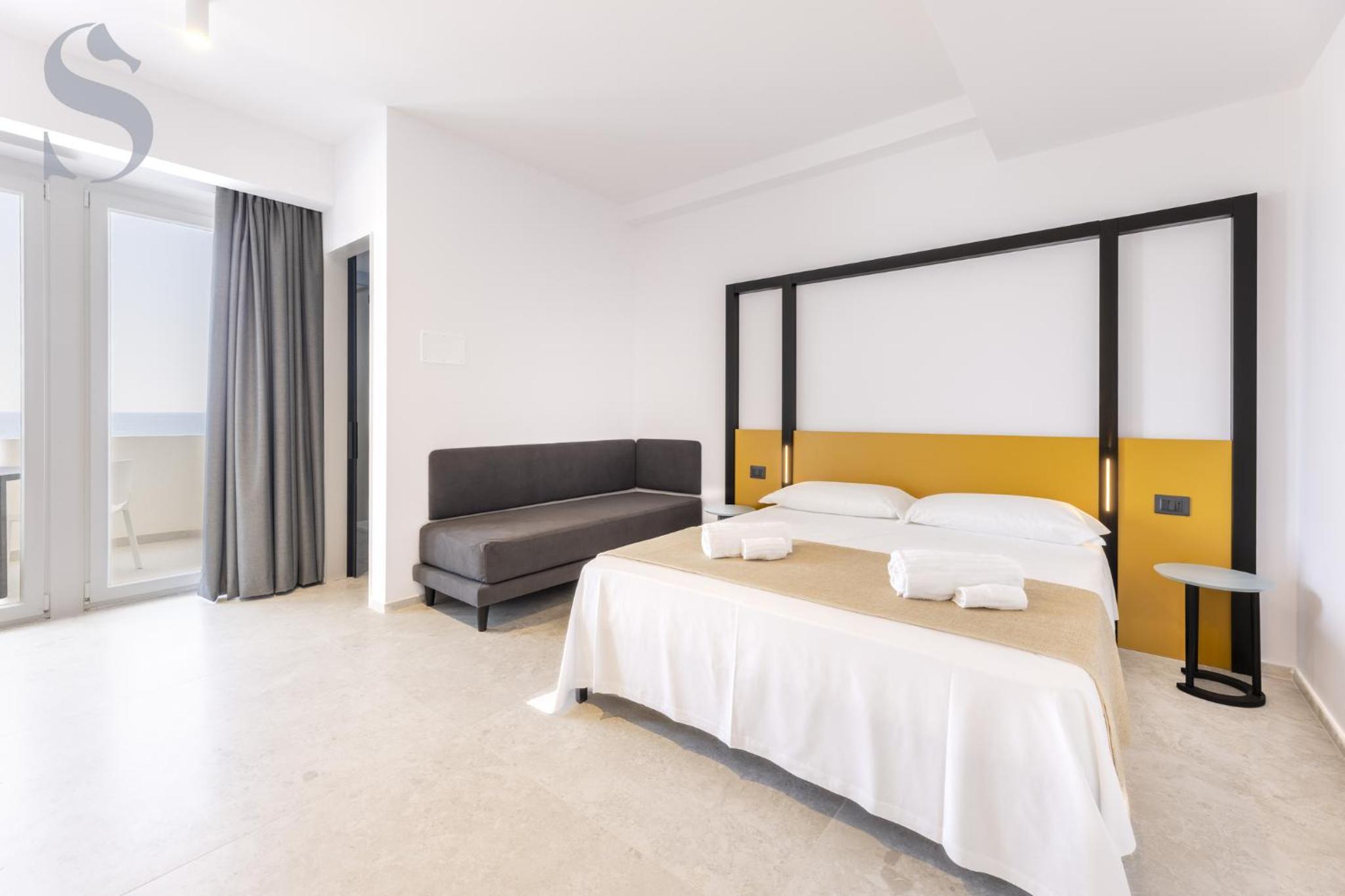 Superior Triple Room with Sea View
