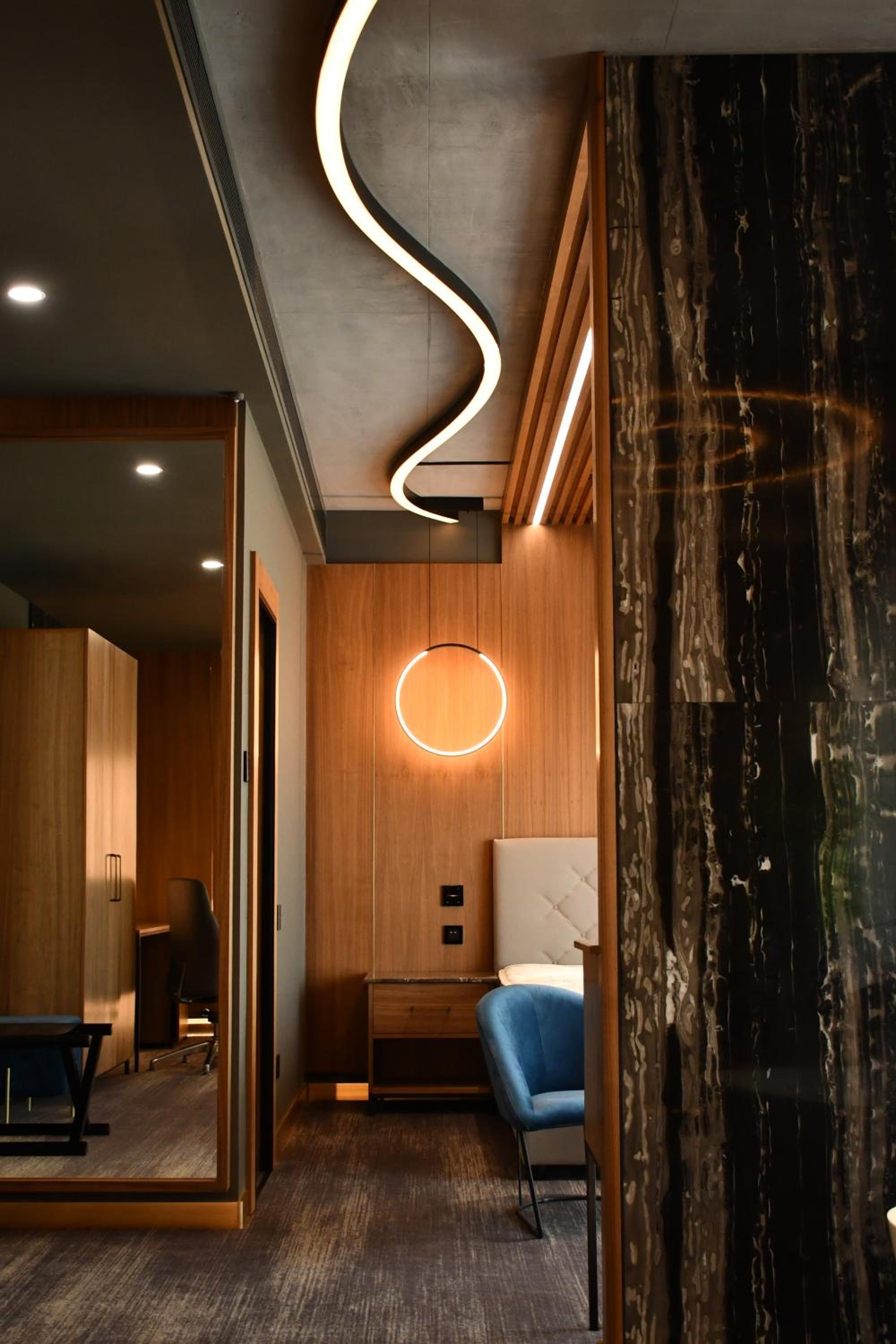 Junior Suite - Photo 1