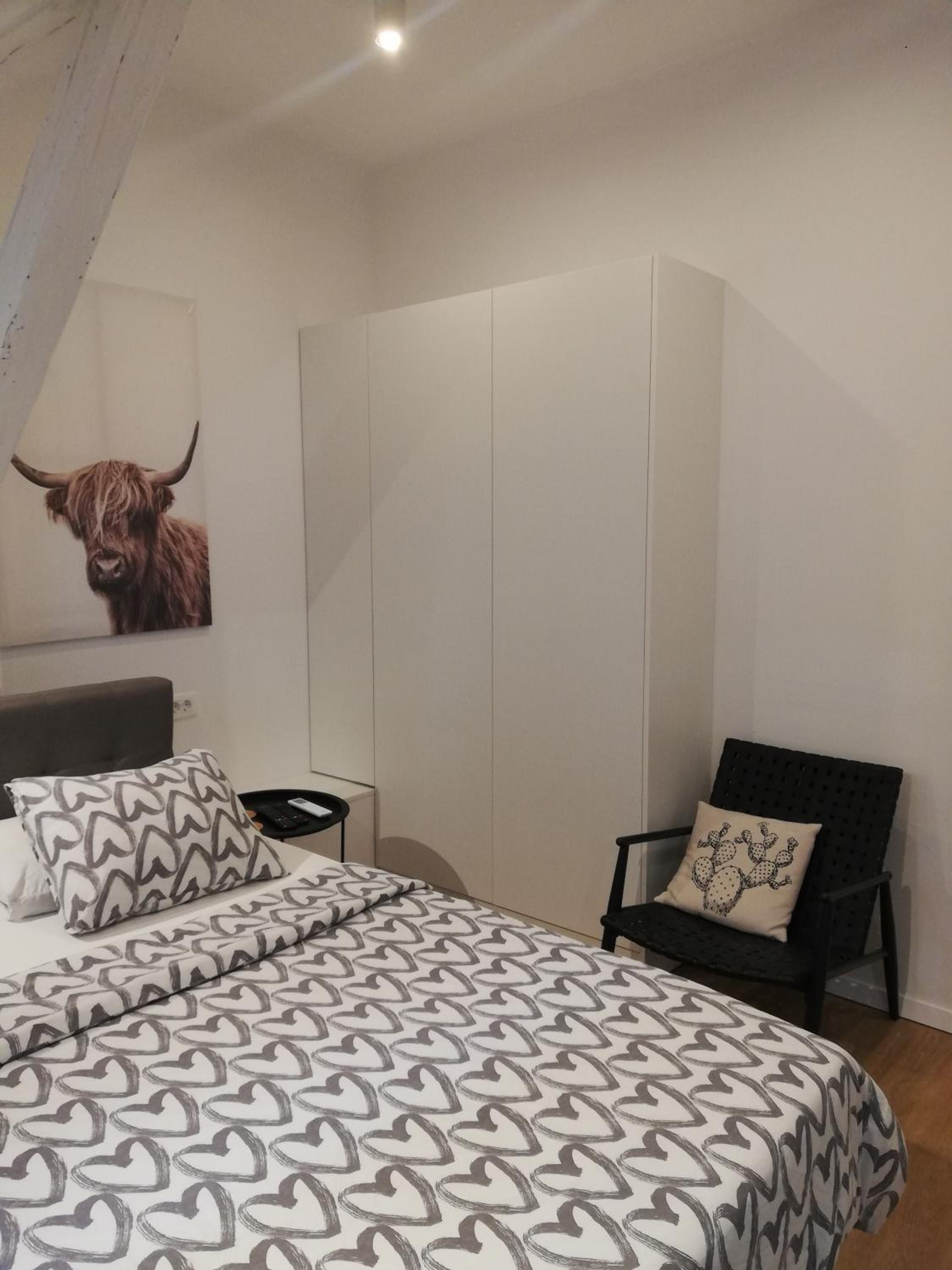 Standard Studio - Photo 1