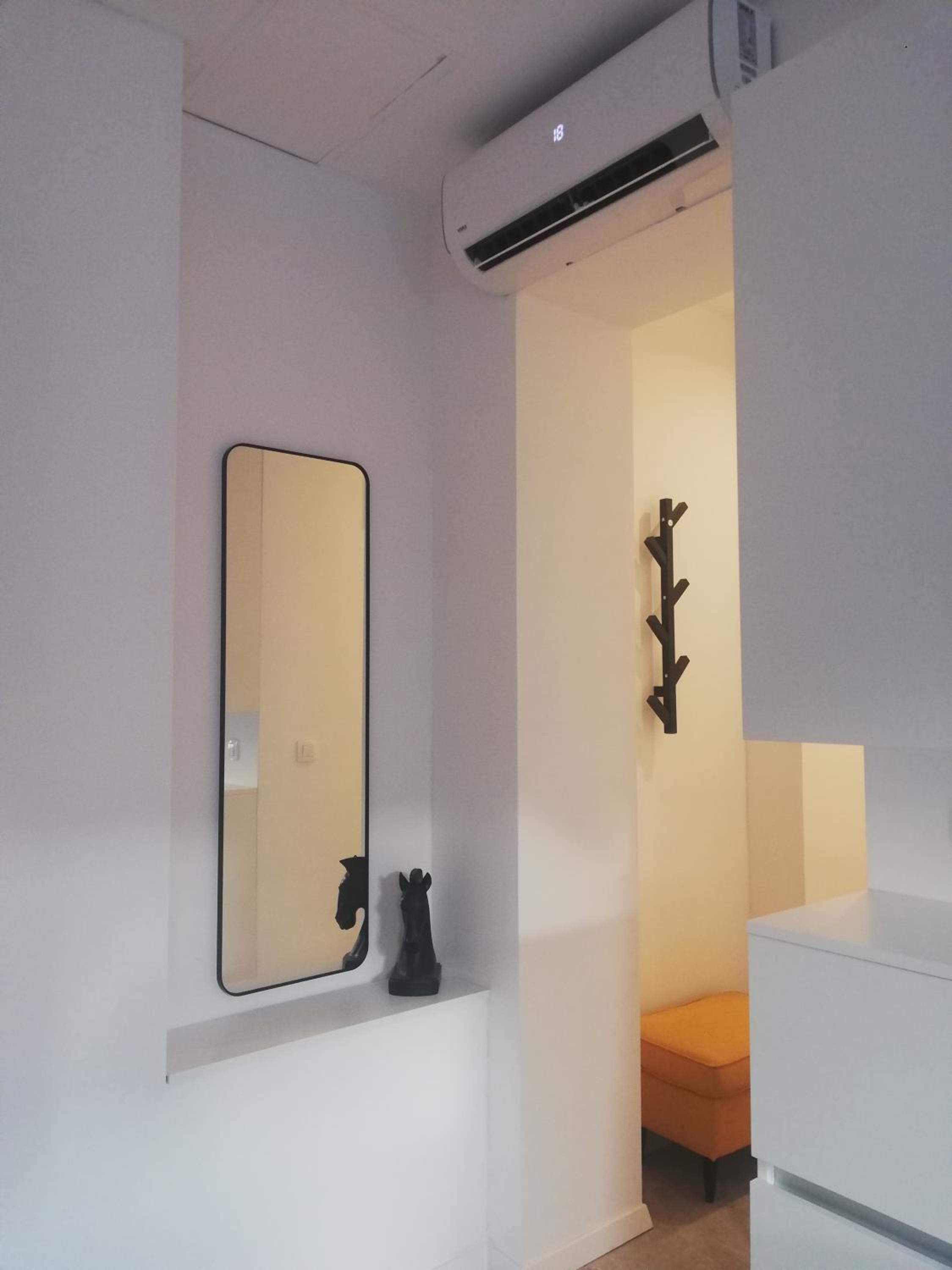 Standard Studio - Photo 9