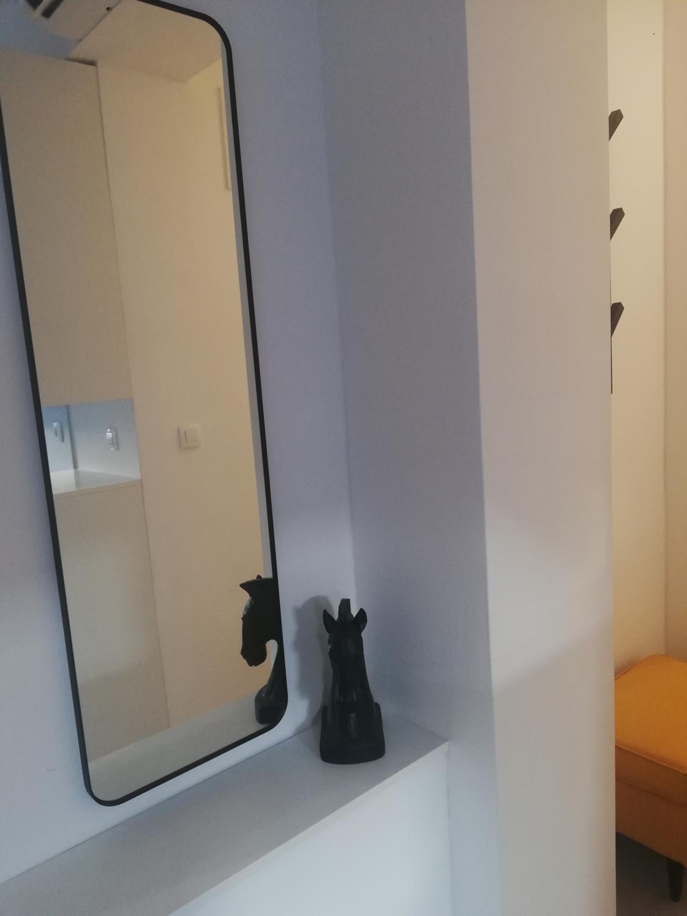 Standard Studio - Photo 8
