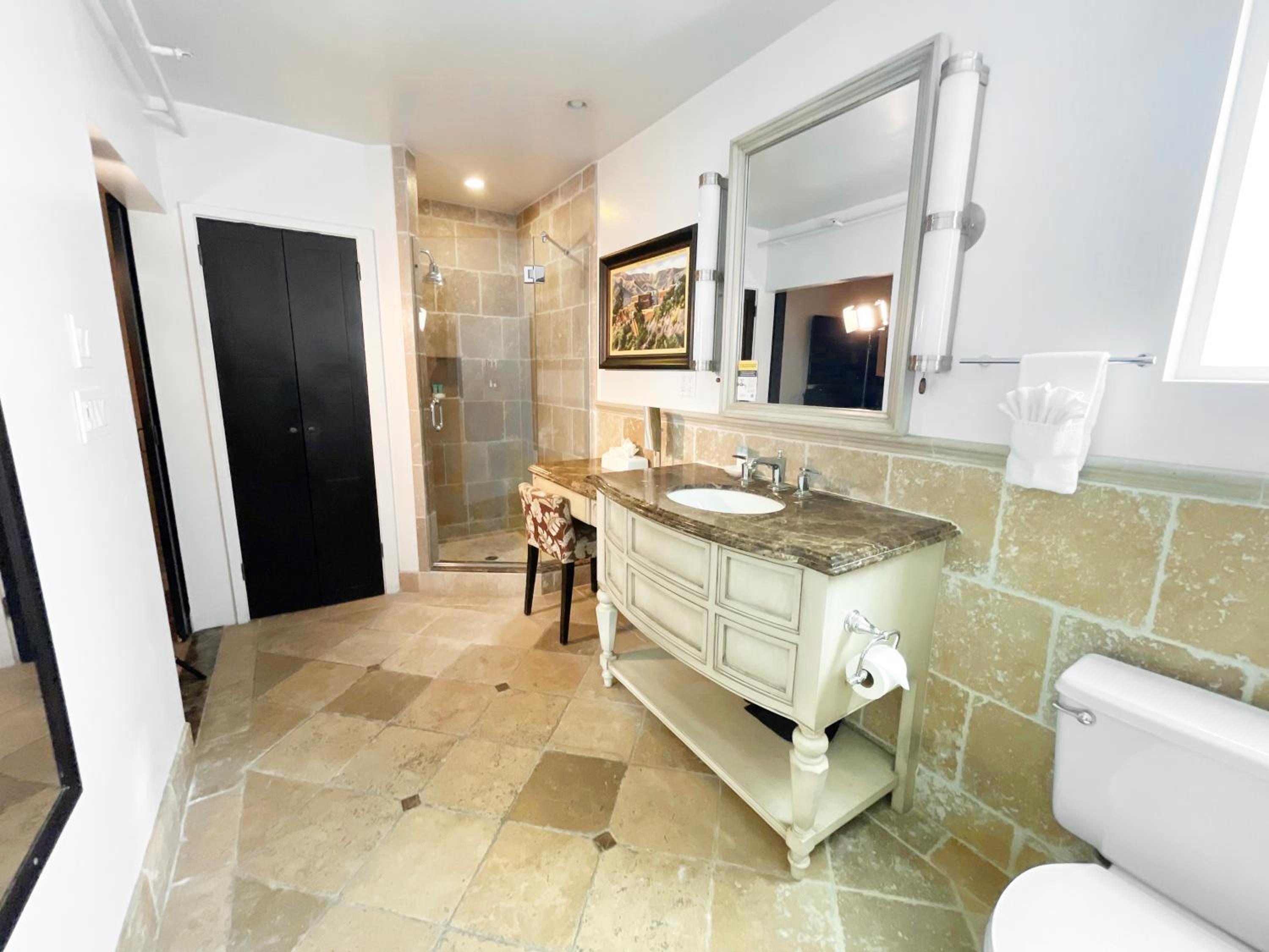 Standard King Room