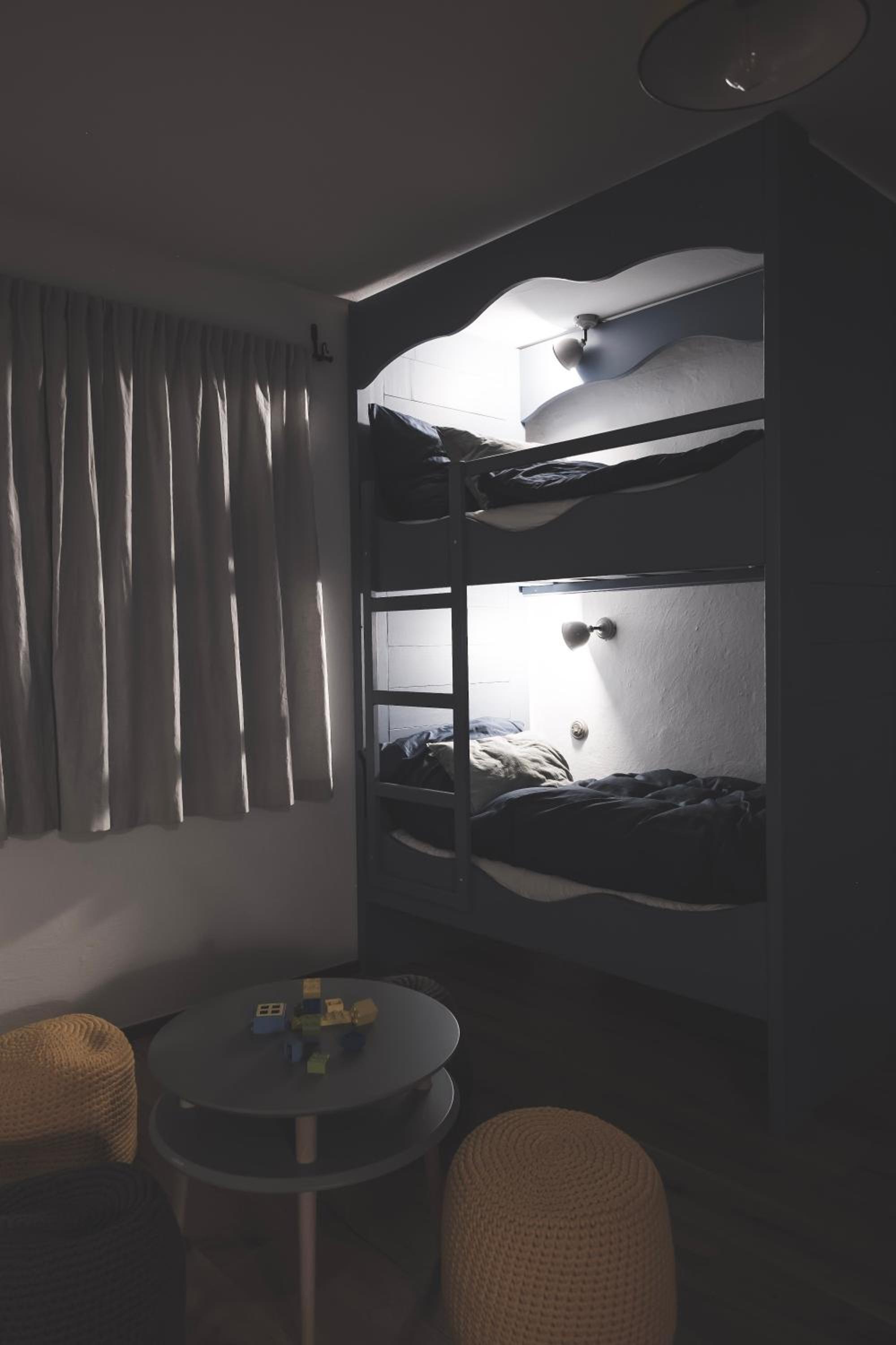 Three-Bedroom House photo 1