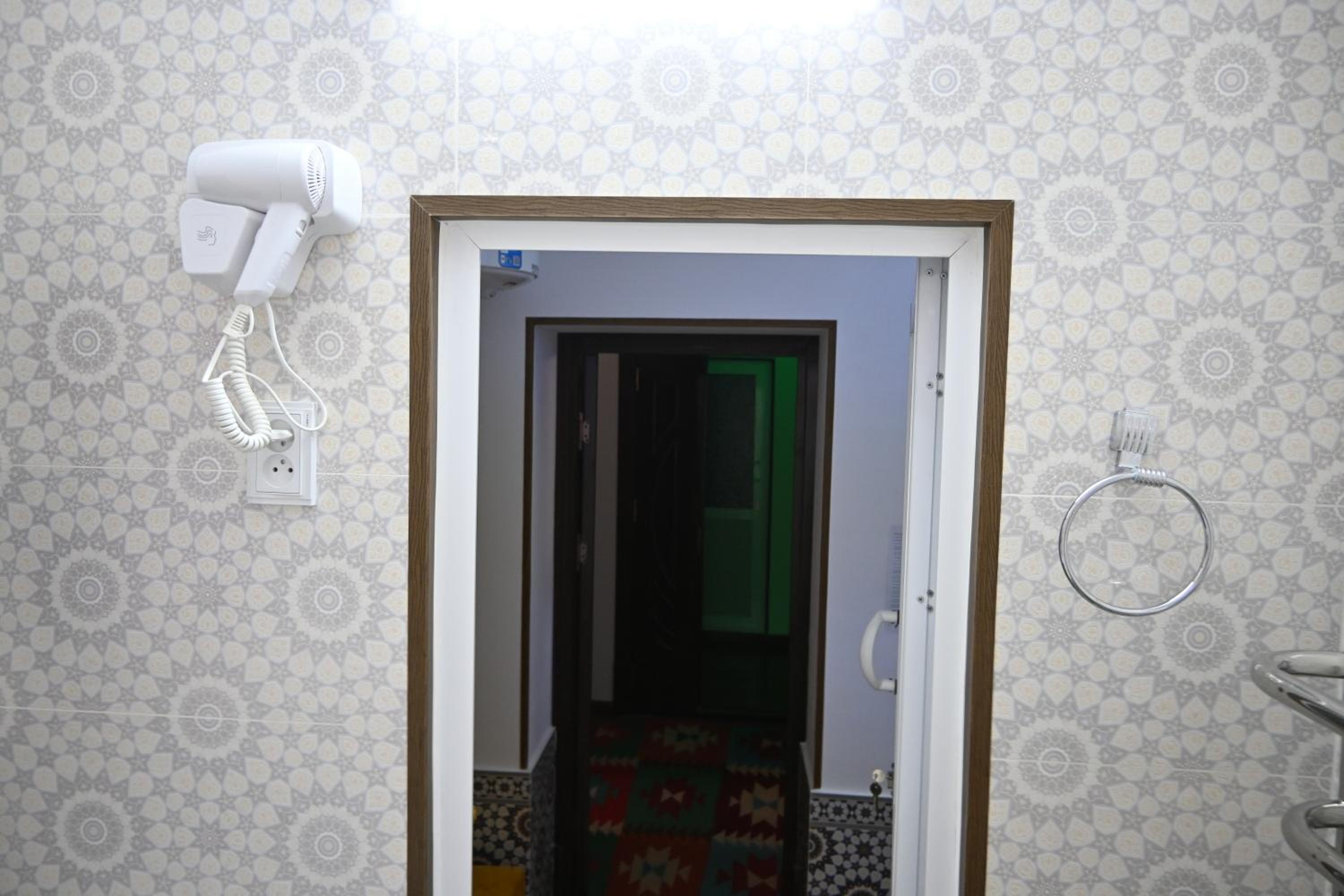 Deluxe Double Room with Bath photo 2
