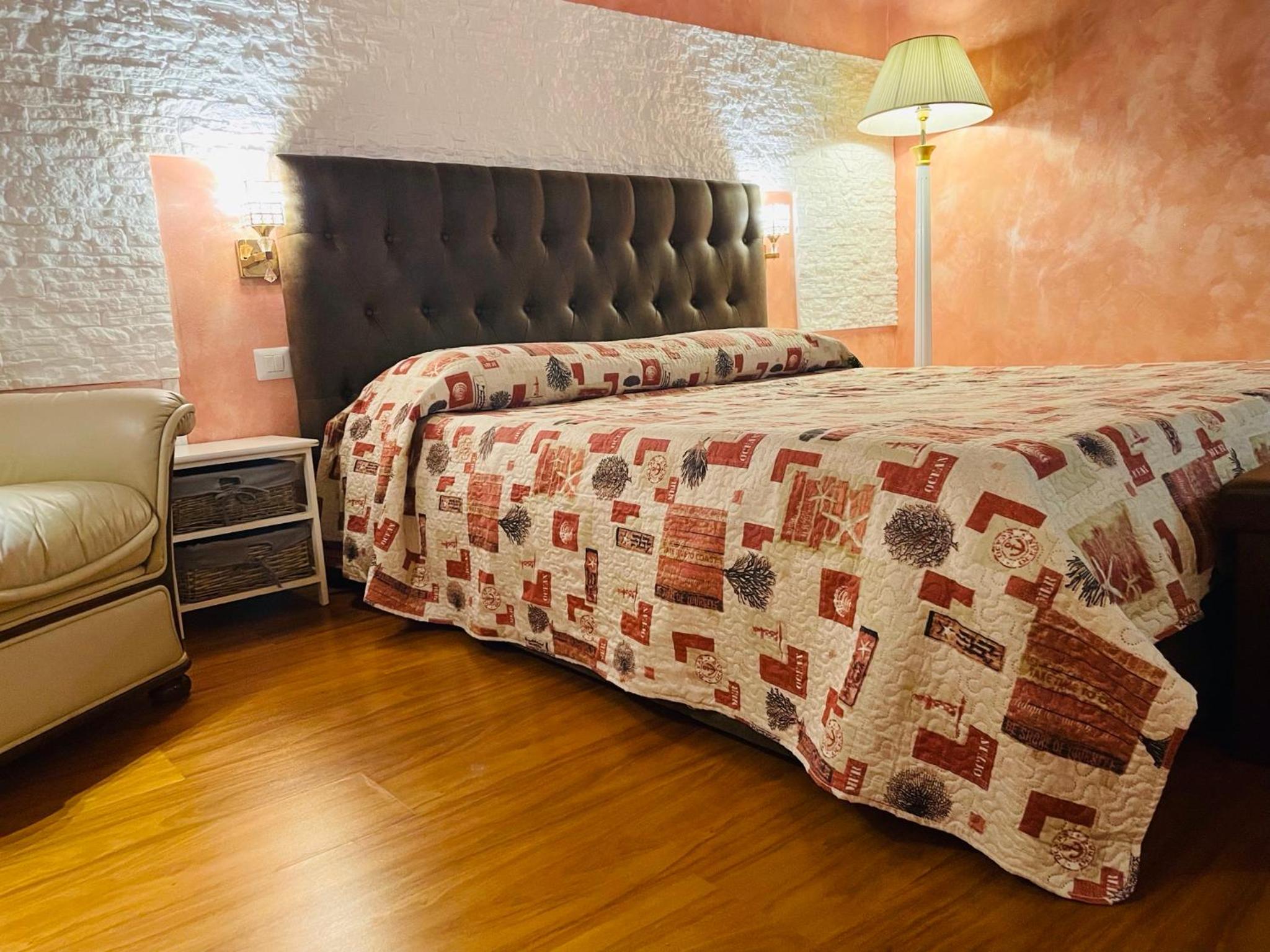 Deluxe Double or Twin Room photo 1