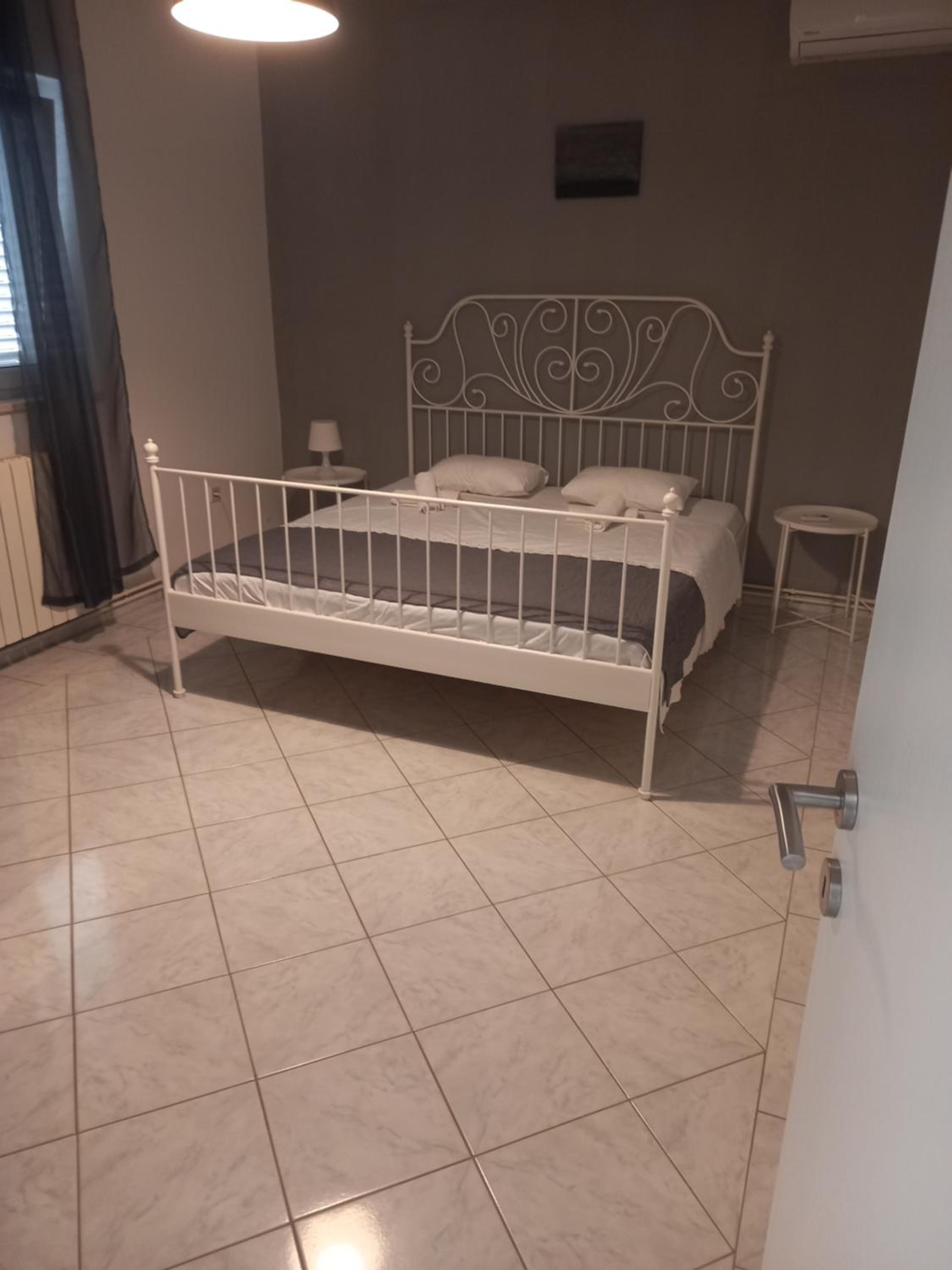 Apartment - Photo 15