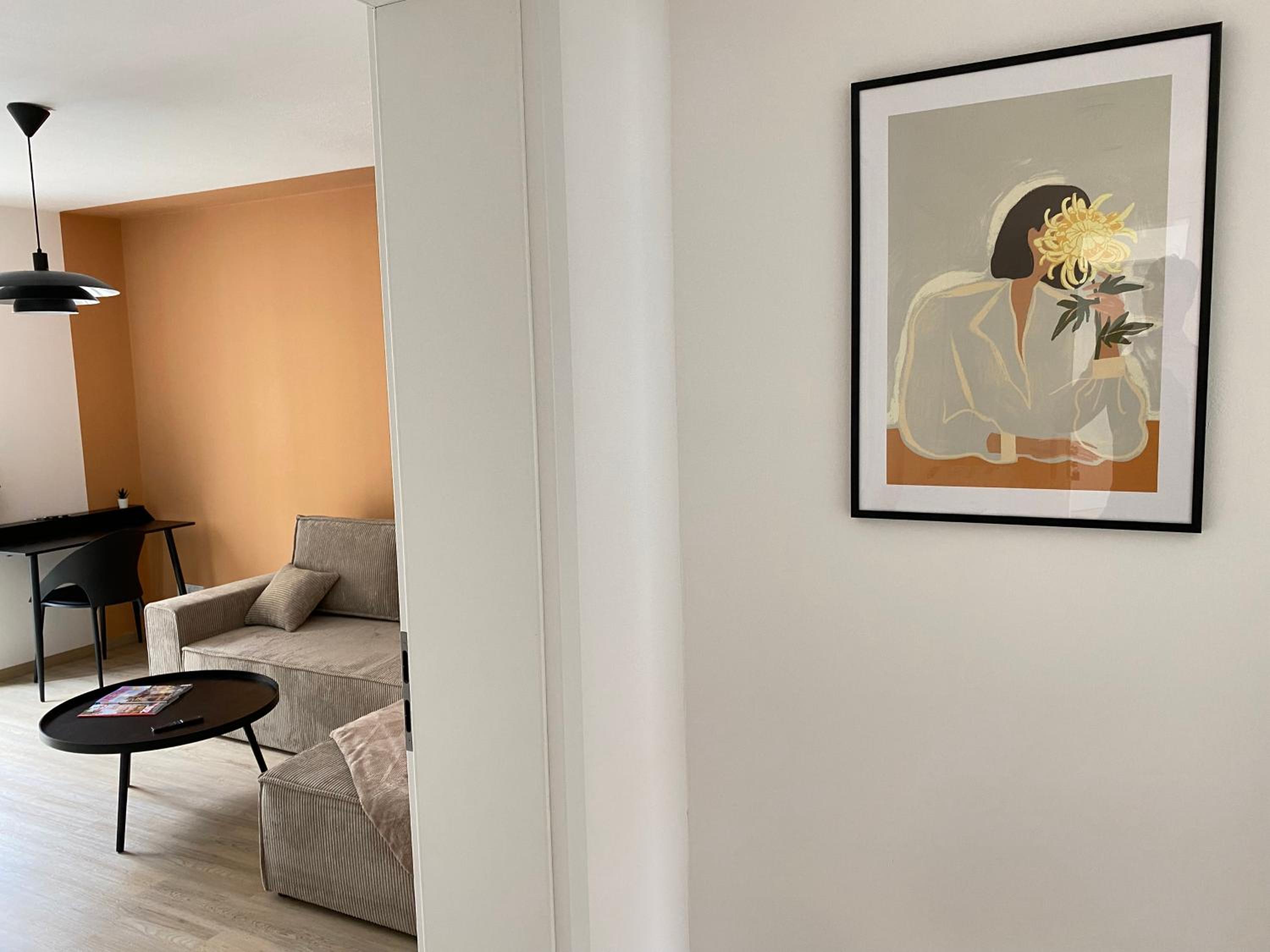Deluxe Apartment photo 2