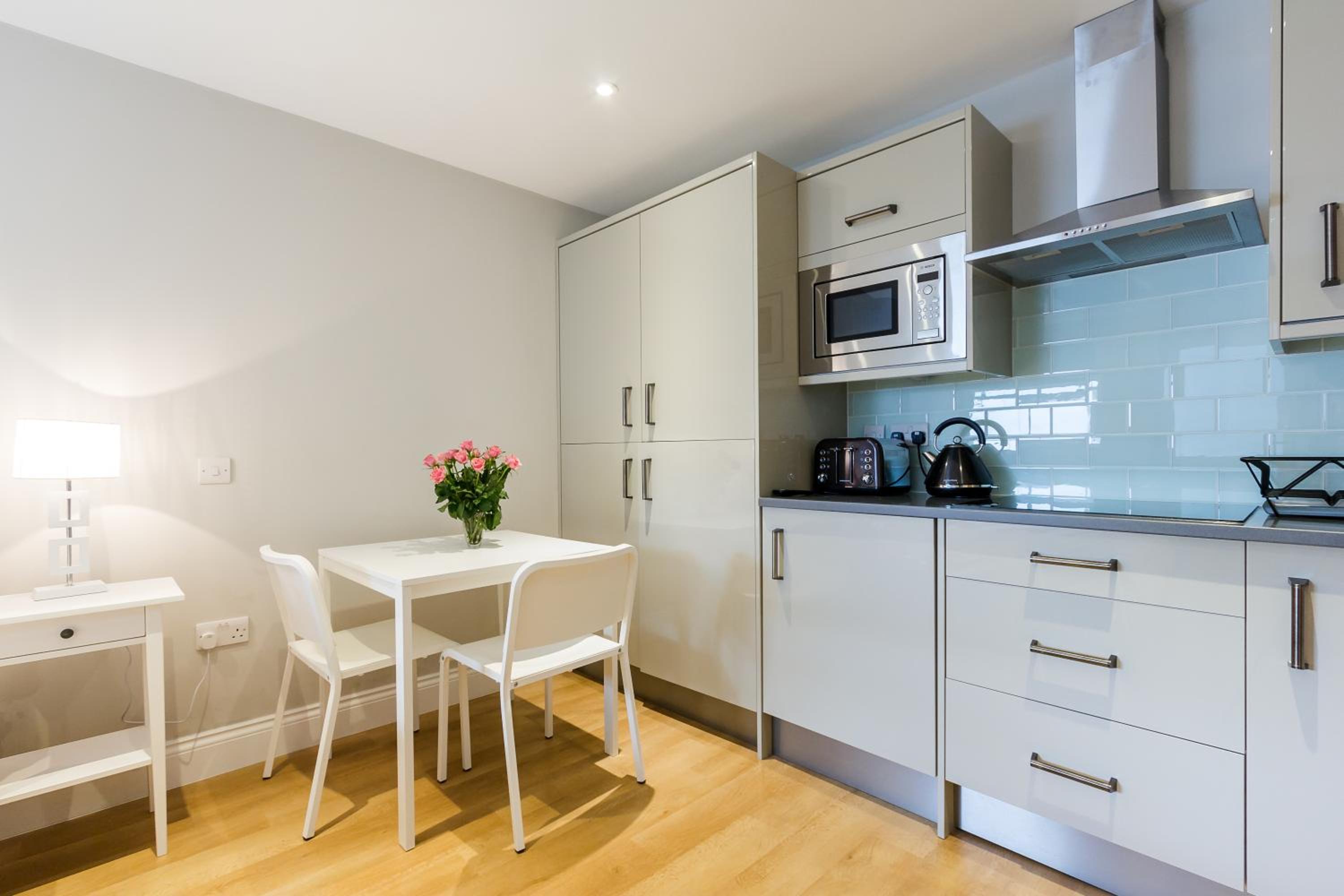 Studio Apartment photo 2