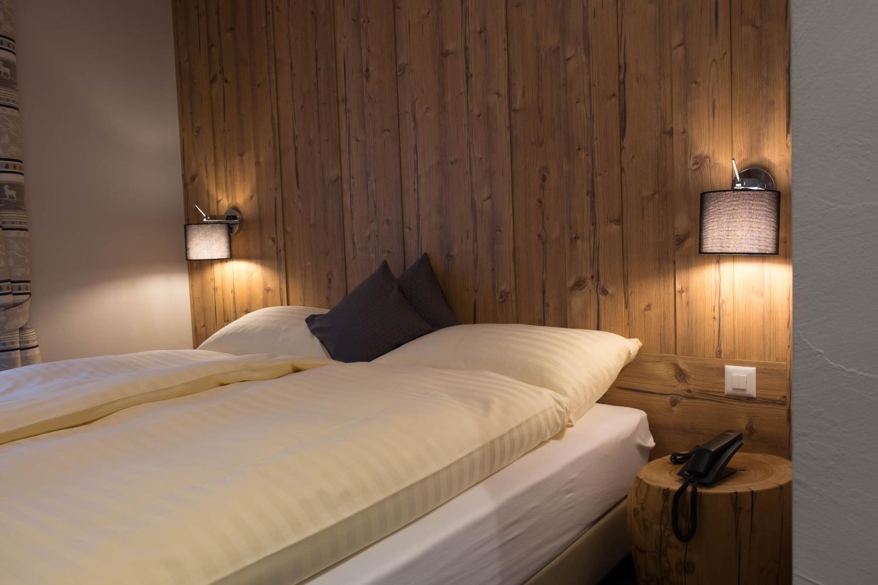 Double Room with Lake View photo 3