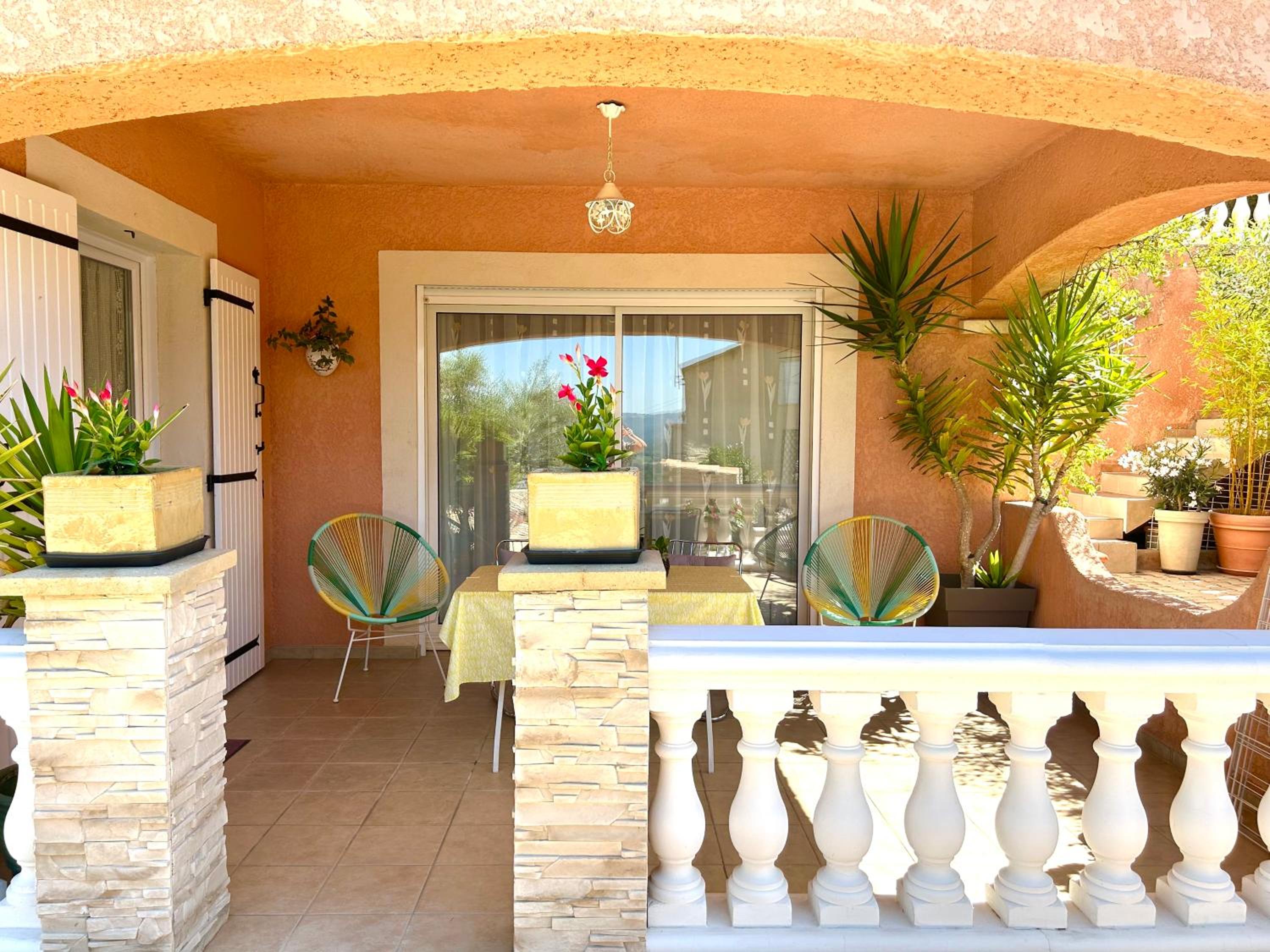 Superior Apartment photo 1