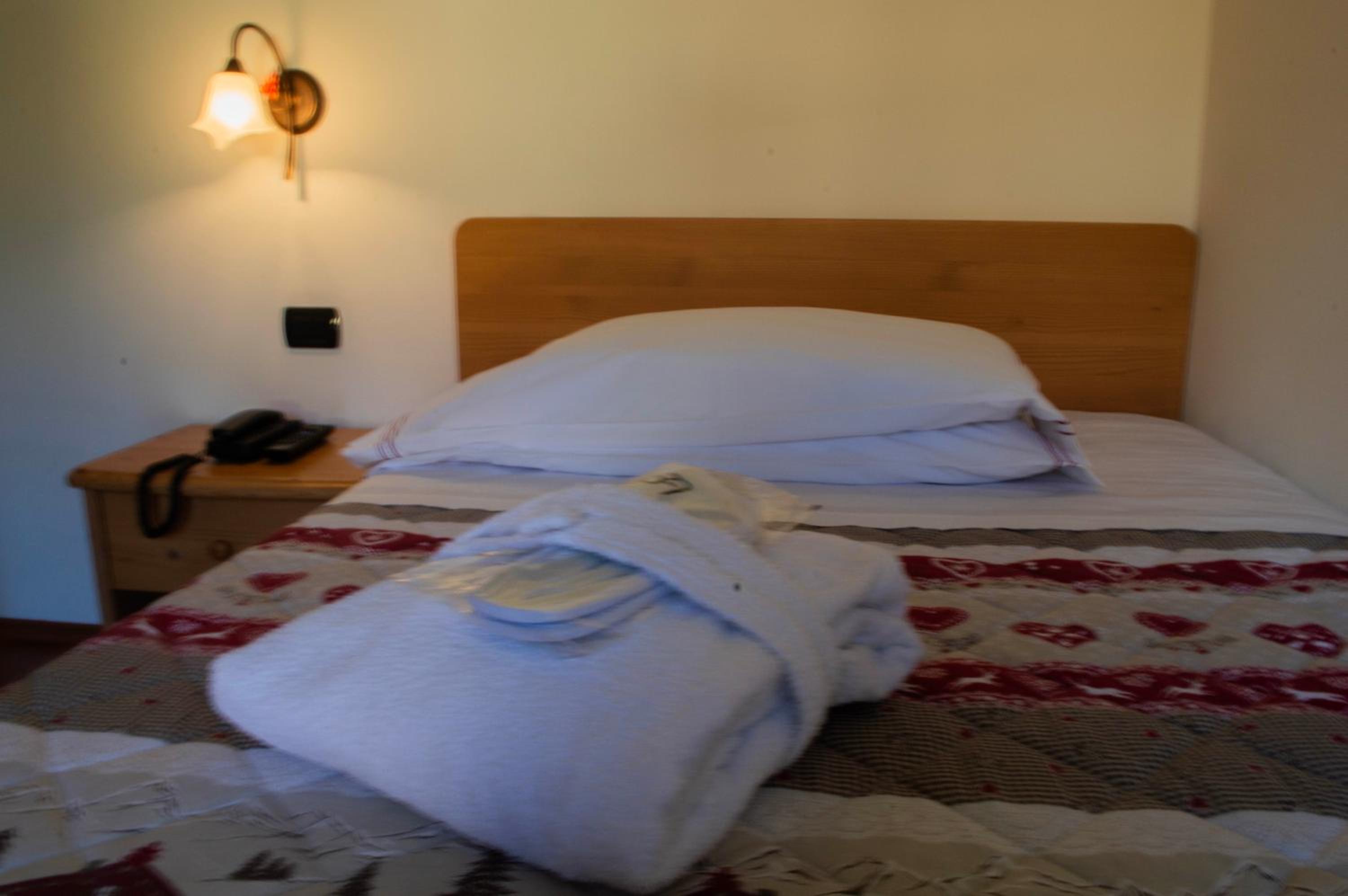 Single Room photo 2