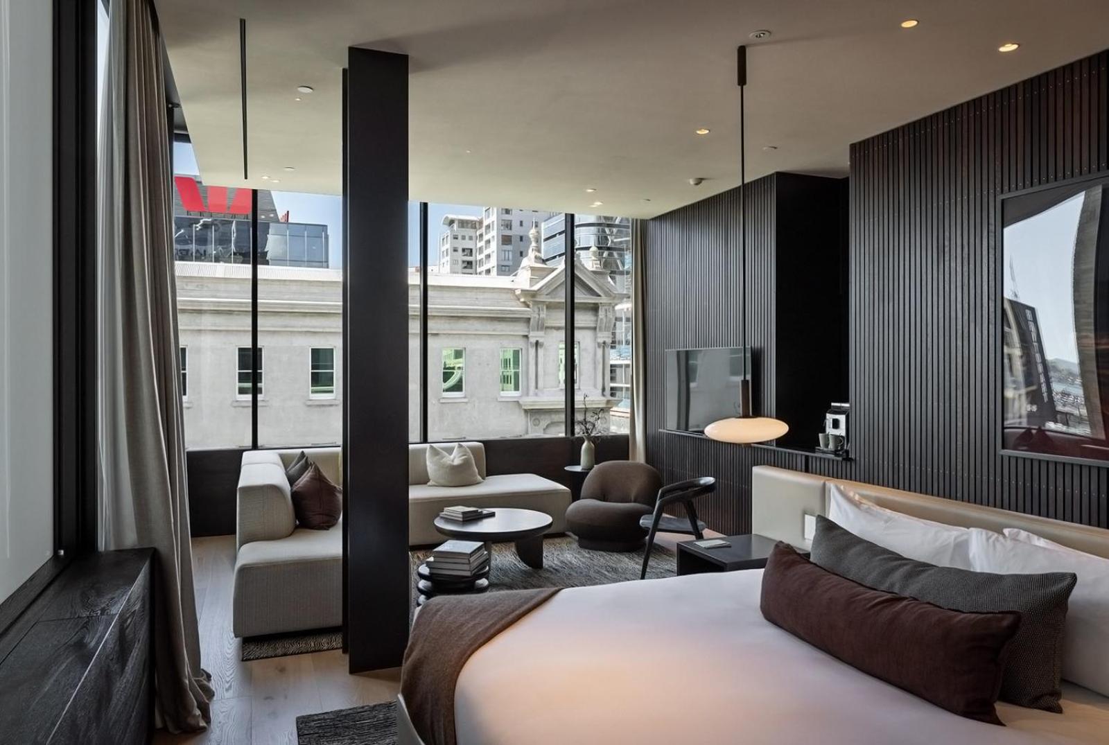 King Suite with Harbor View - Hohi - Photo 1