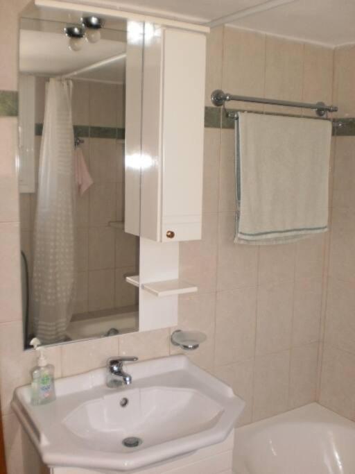 Two-Bedroom House photo 3