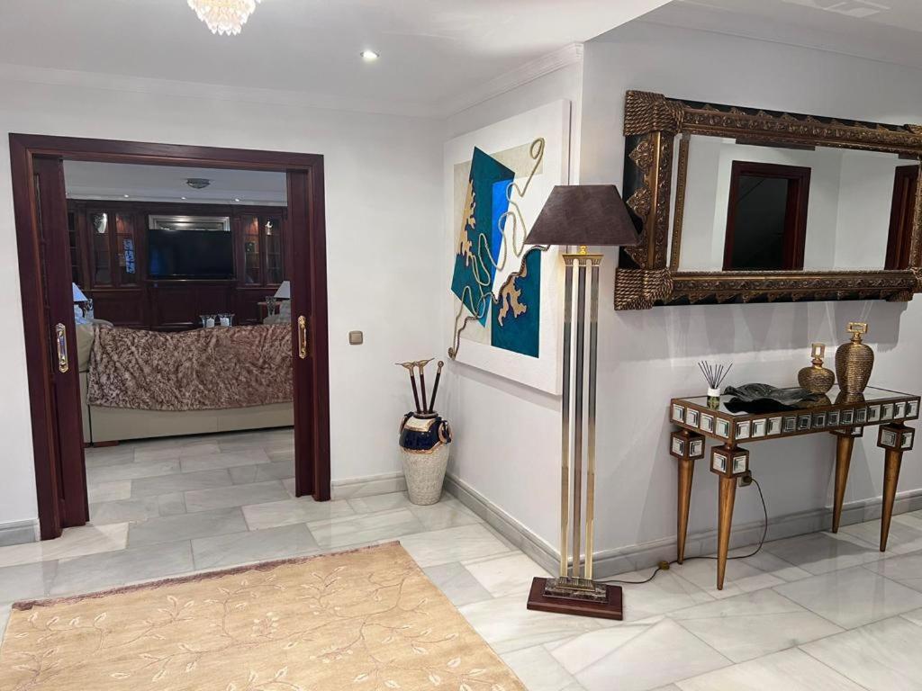 Casa de Seis Habitaciones