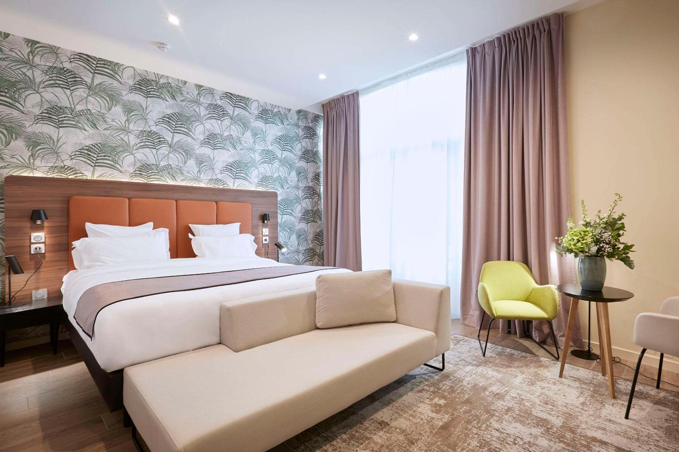 Superior King Room photo 1
