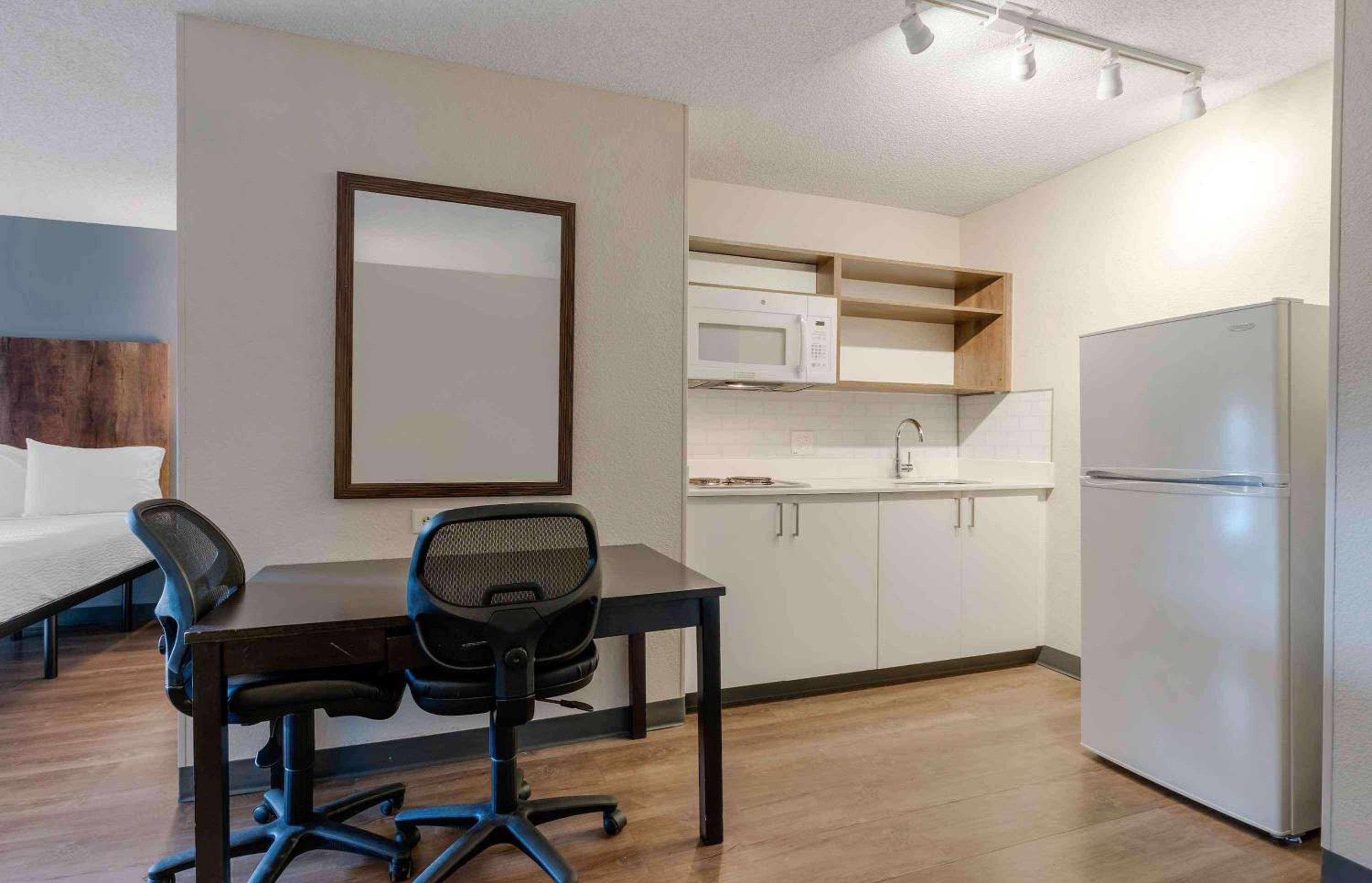 Studio with 2 Double Beds - Non-Smoking - Photo 10