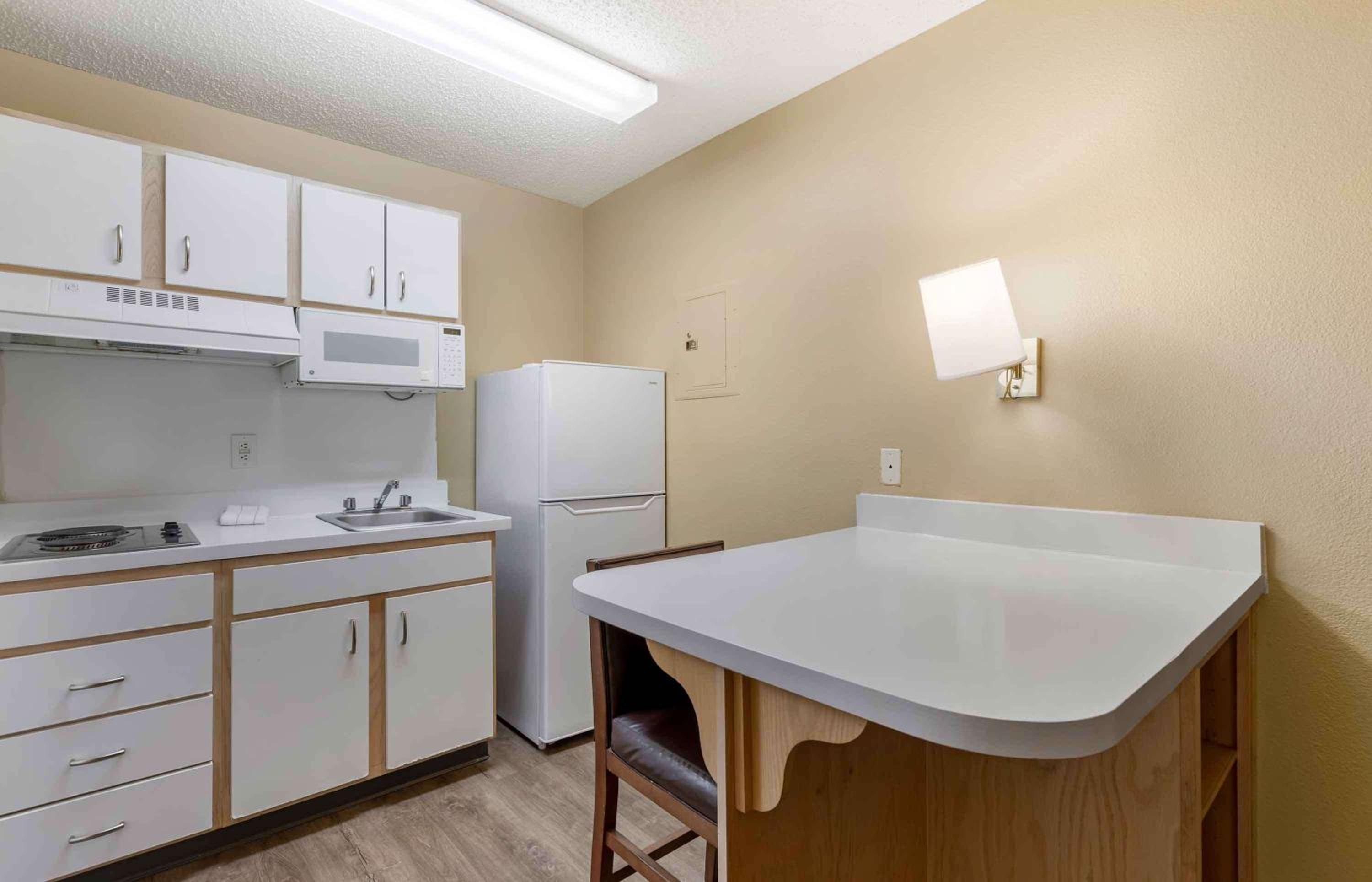 Studio with 2 Double Beds - Non-Smoking - Photo 11