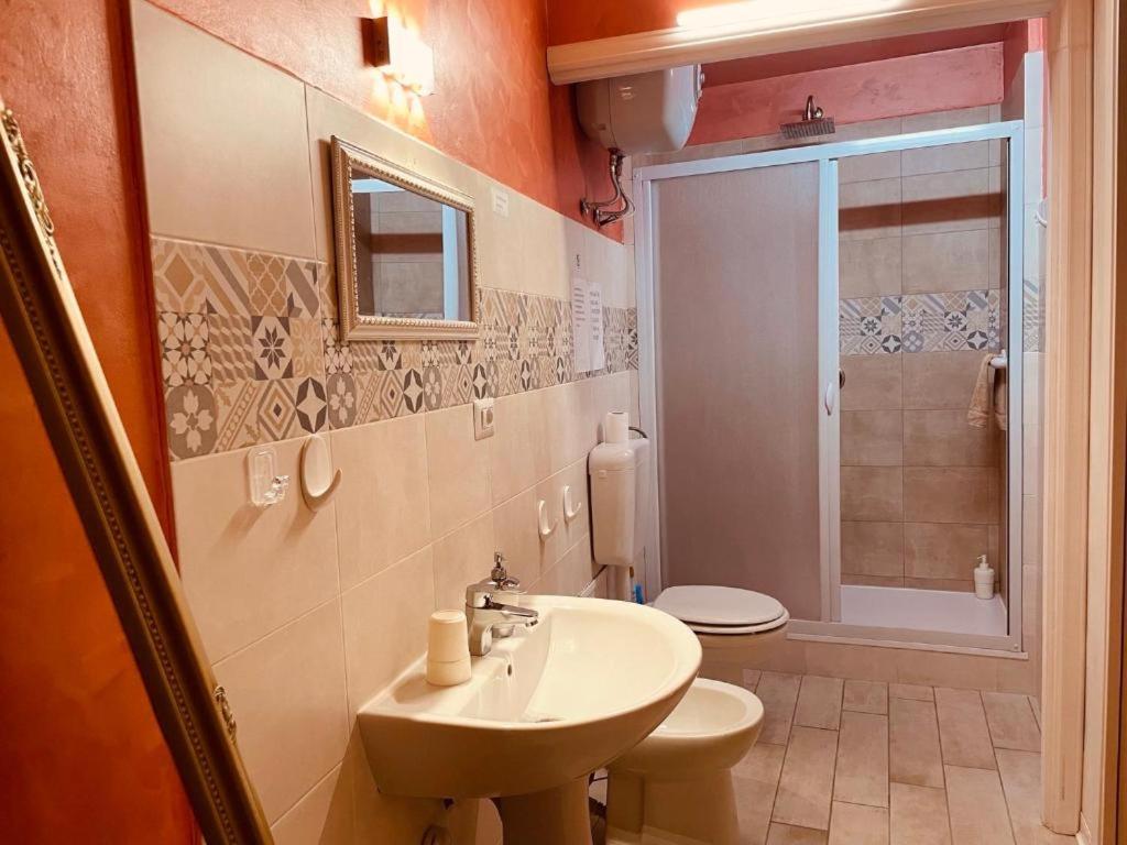 Deluxe Double or Twin Room photo 2