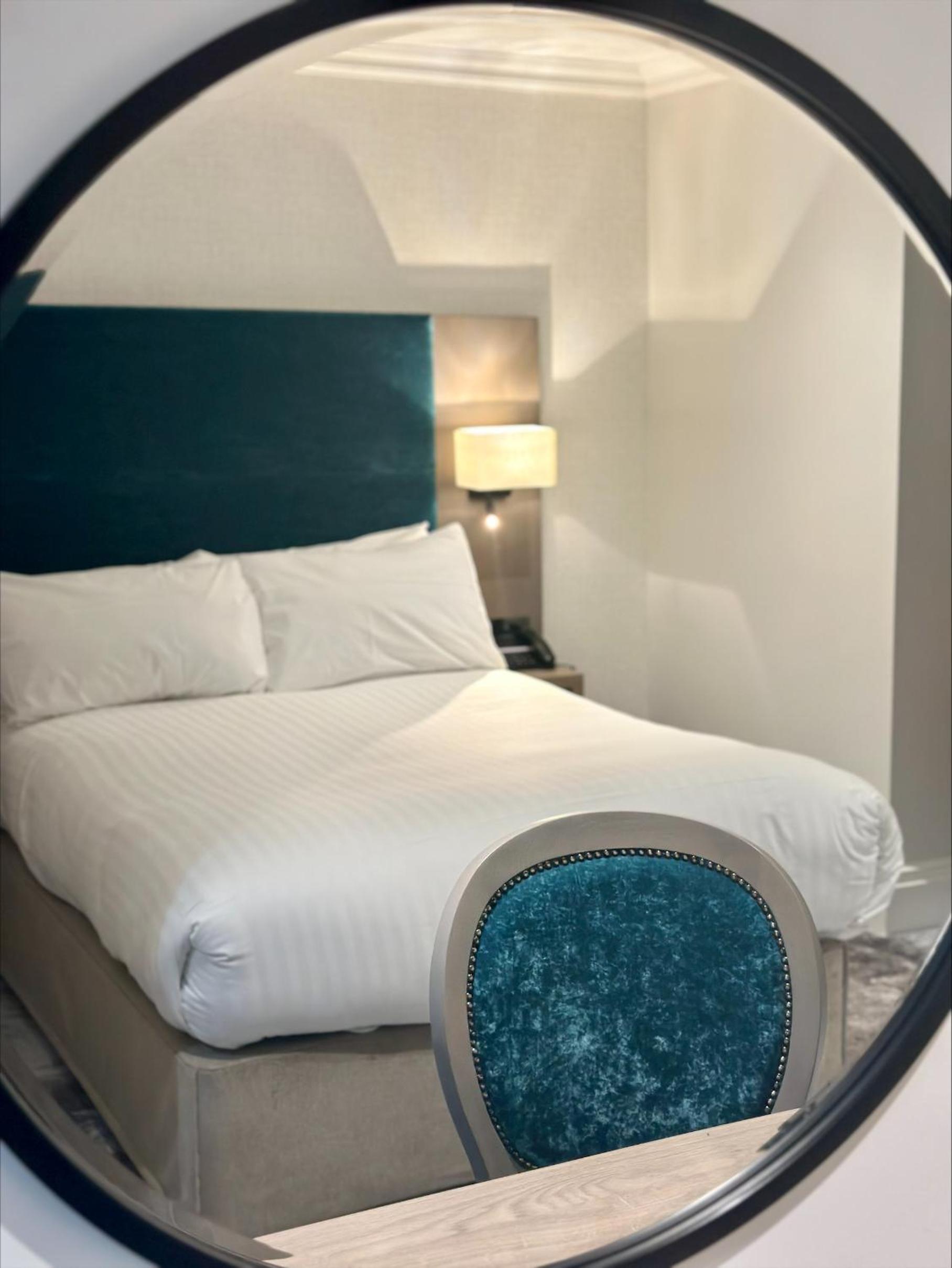 Standard Double Room - Photo 5