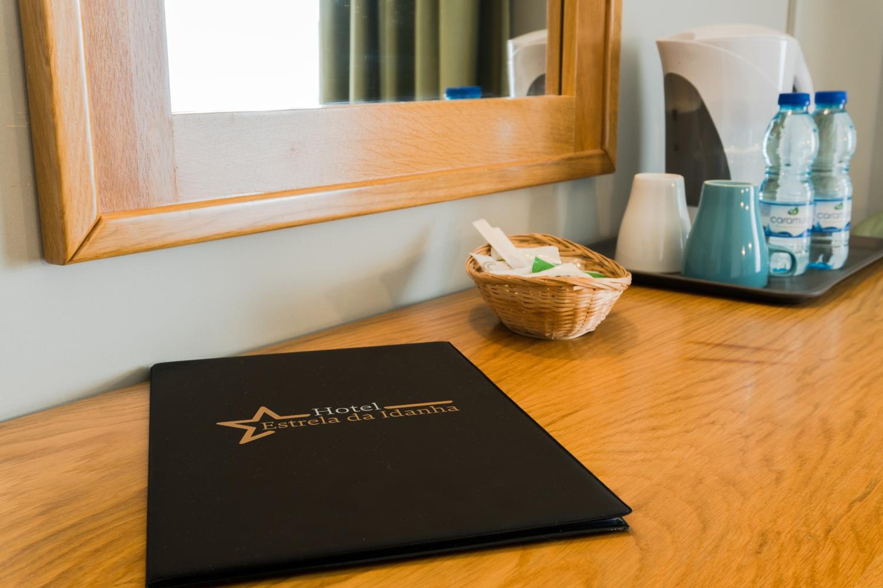 Double or Twin Room photo 3