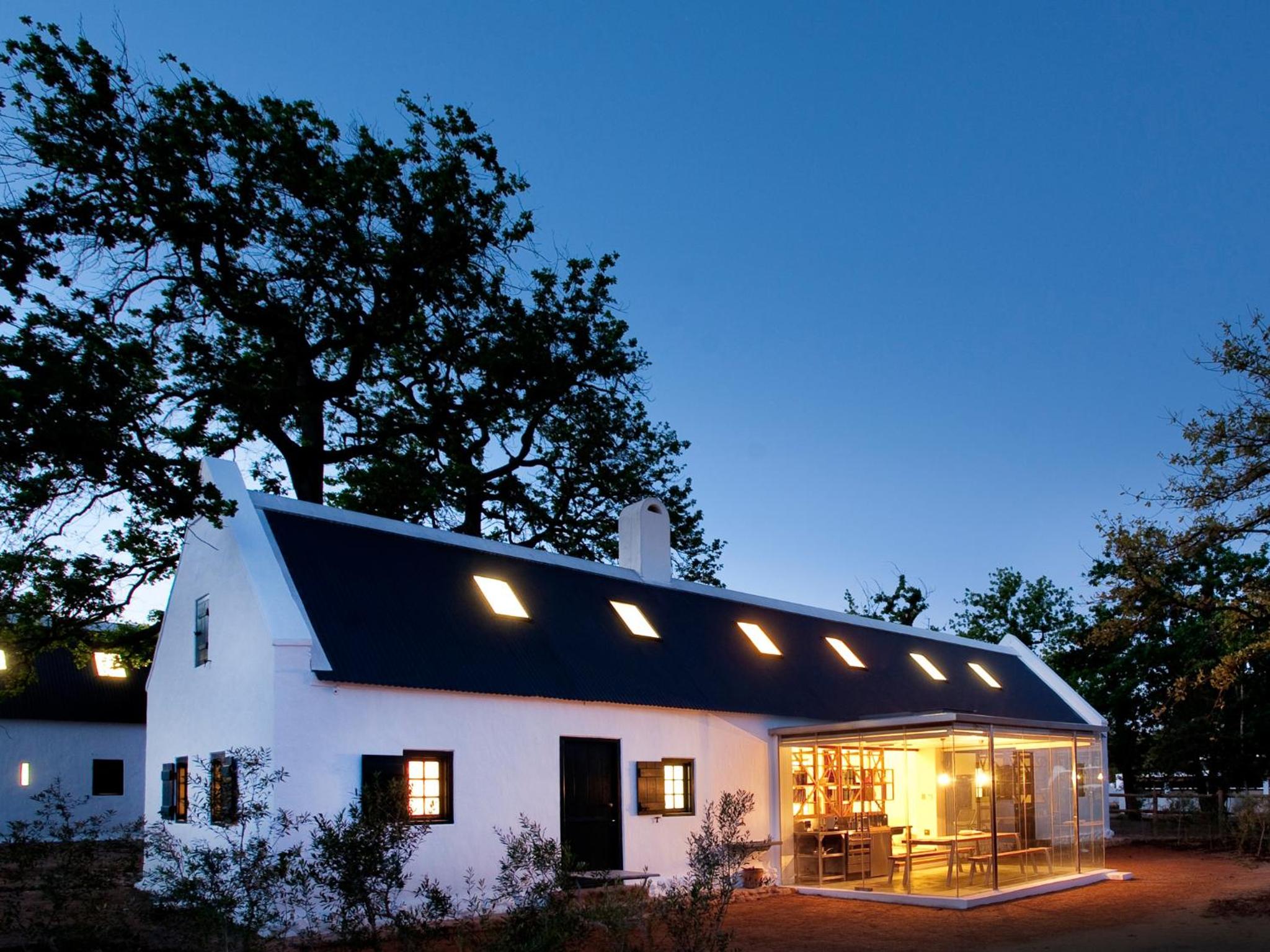Two-Bedroom Cottage - Photo 7