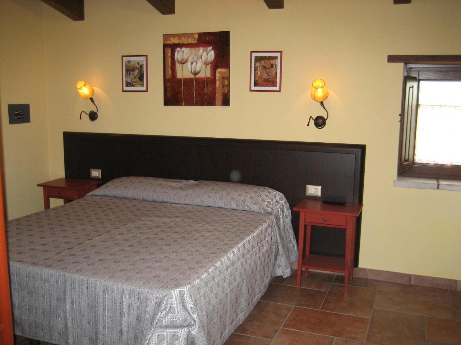 Quadruple Room with Private Bathroom photo 1