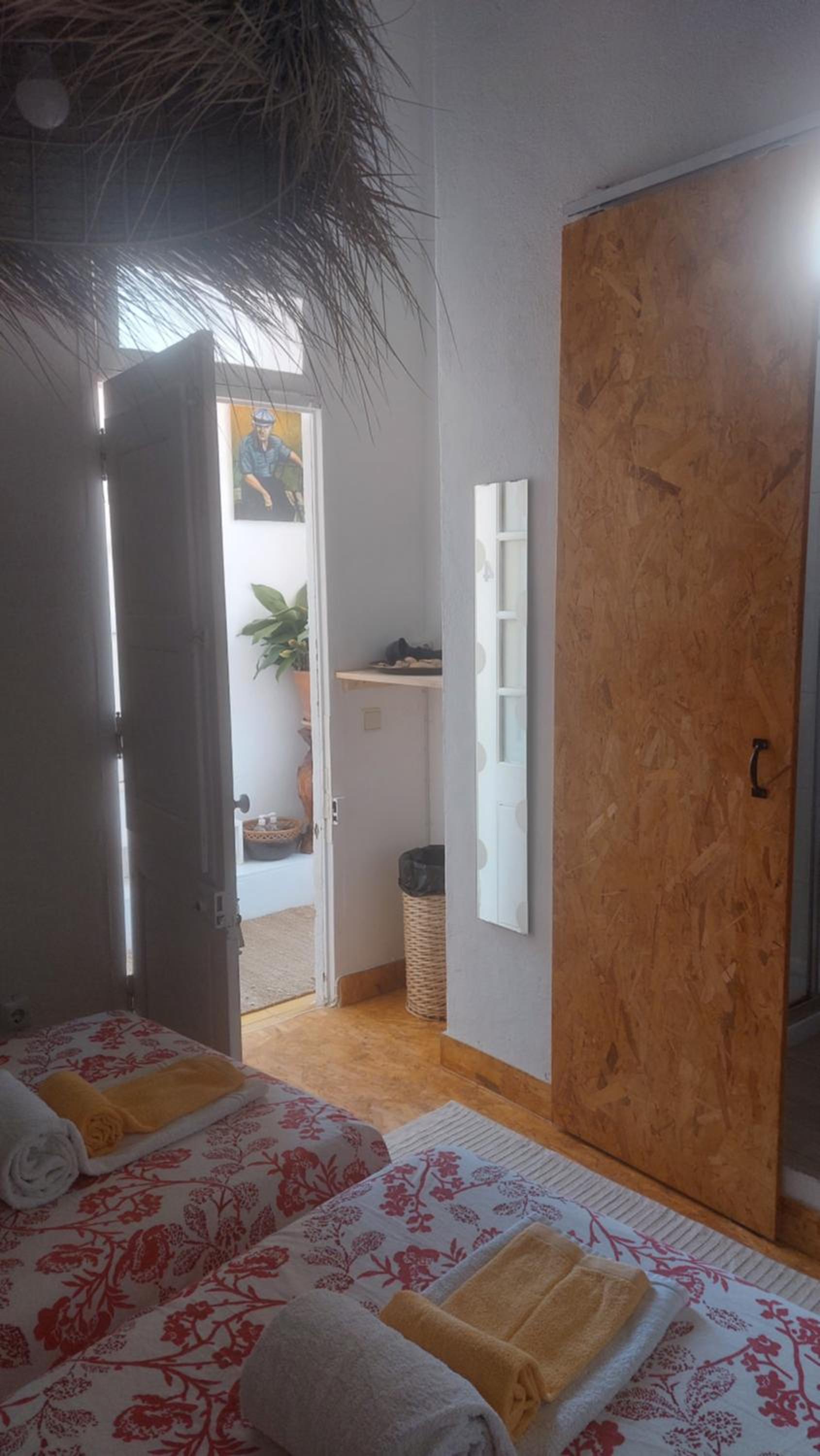 Standard Suite - Photo 5