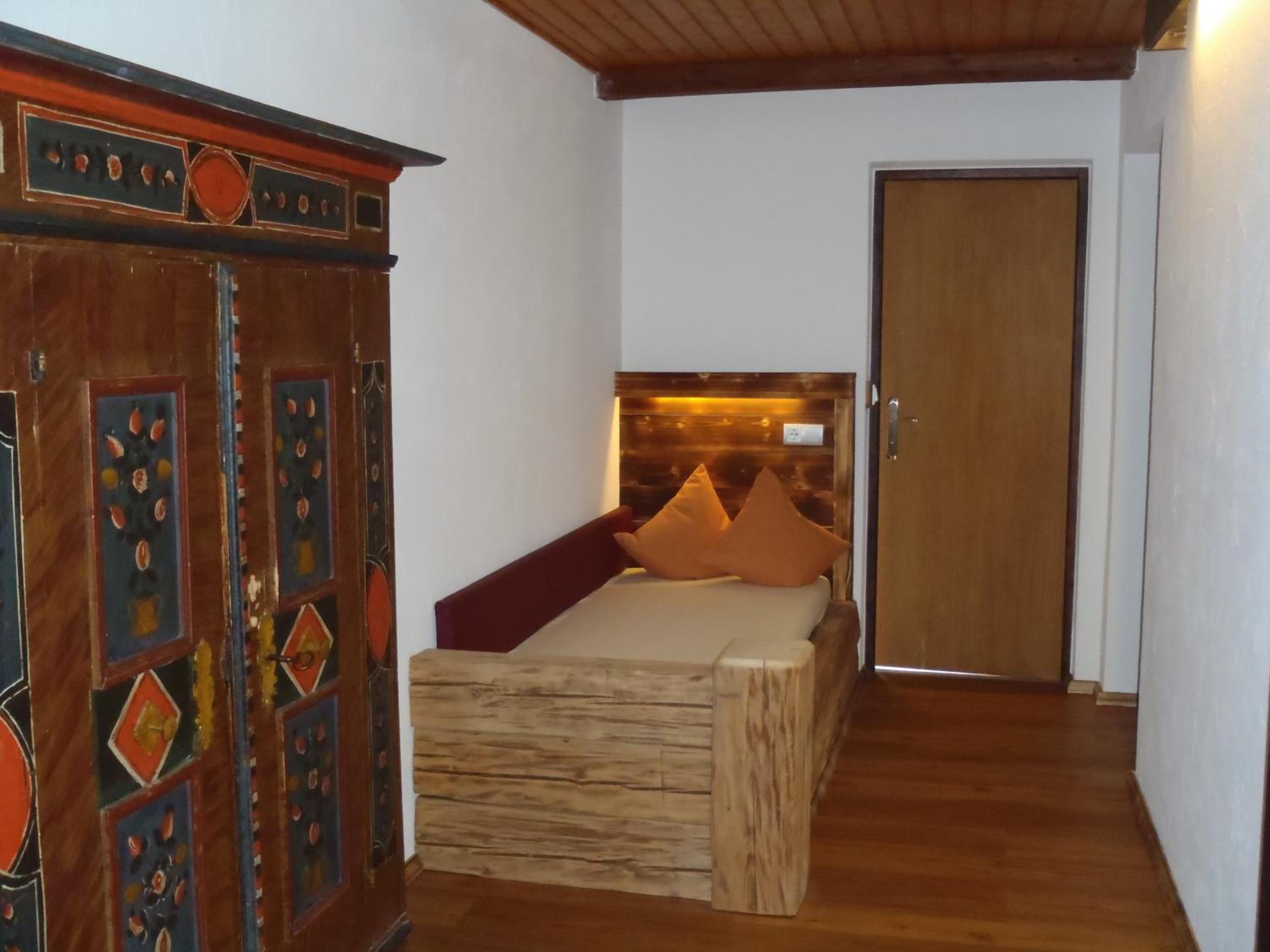 Apartment with Mountain View photo 1