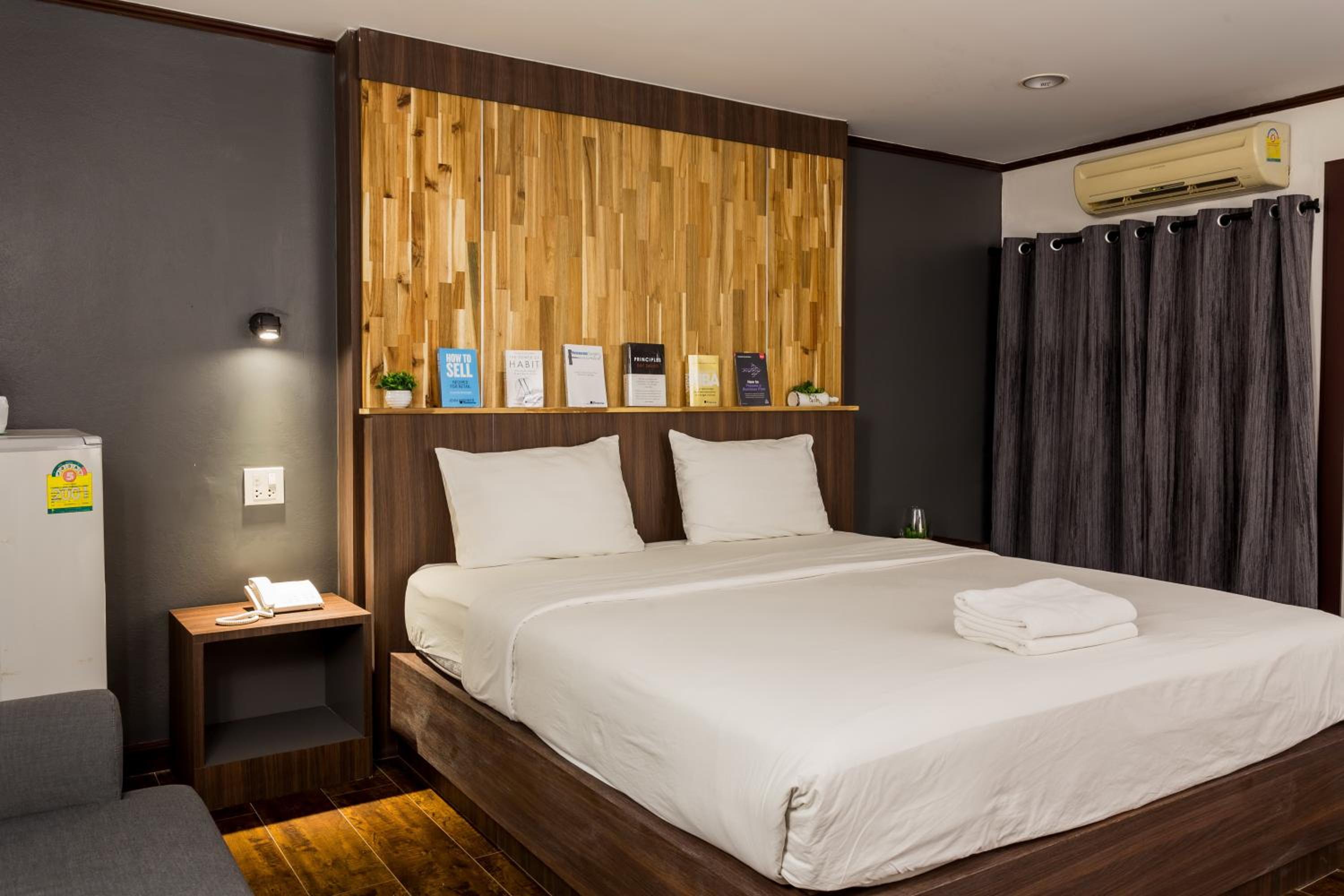King Room with Balcony photo 3