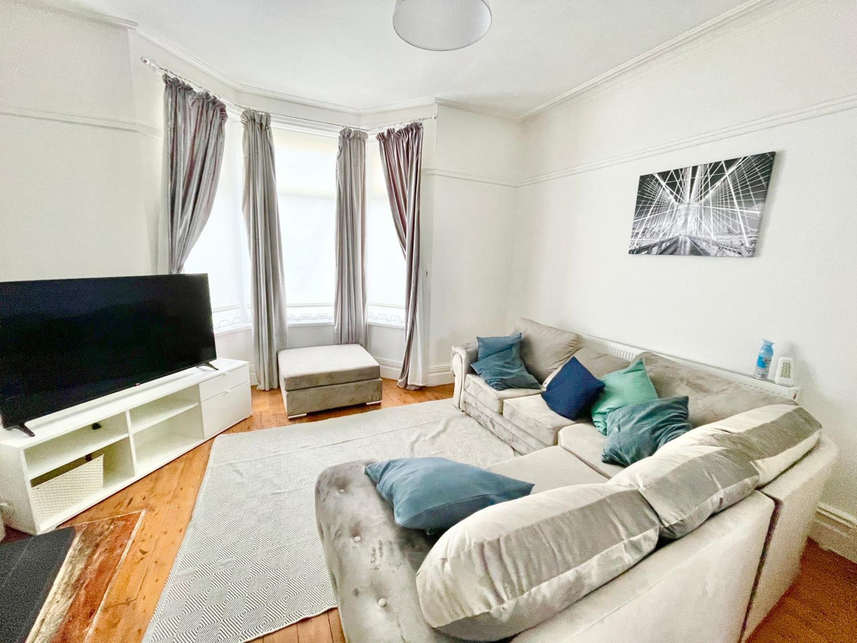Three-Bedroom House photo 1