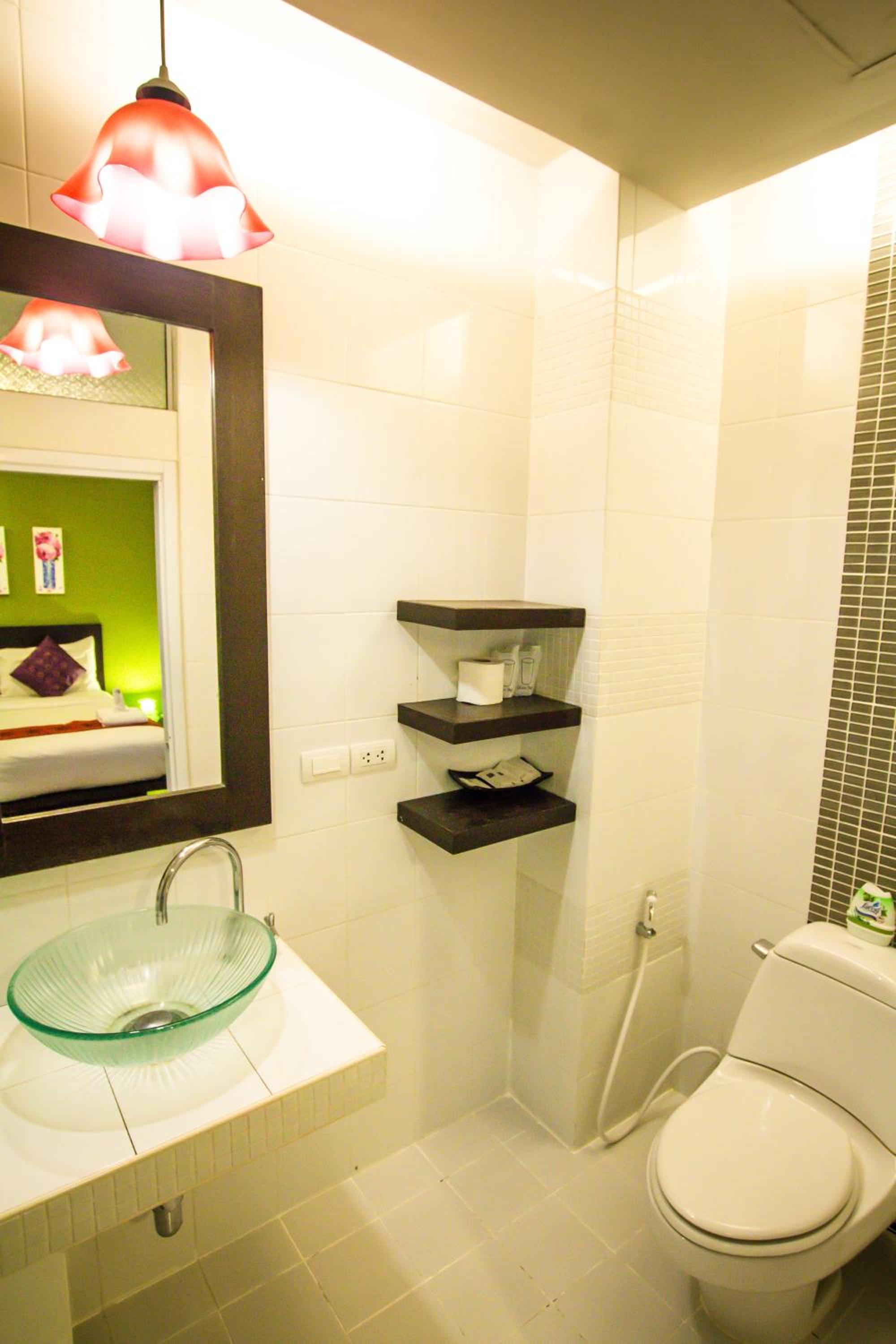 Budget Double Room photo 3