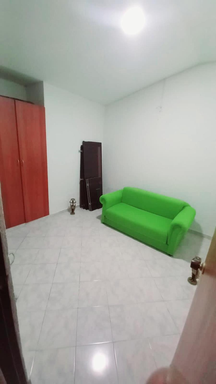 Three-Bedroom House photo 3