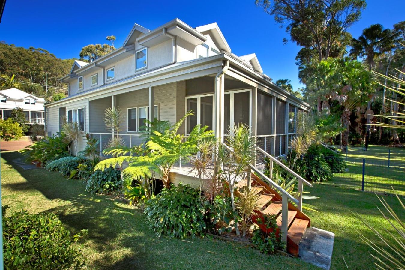 Two-Bedroom Town House photo 2