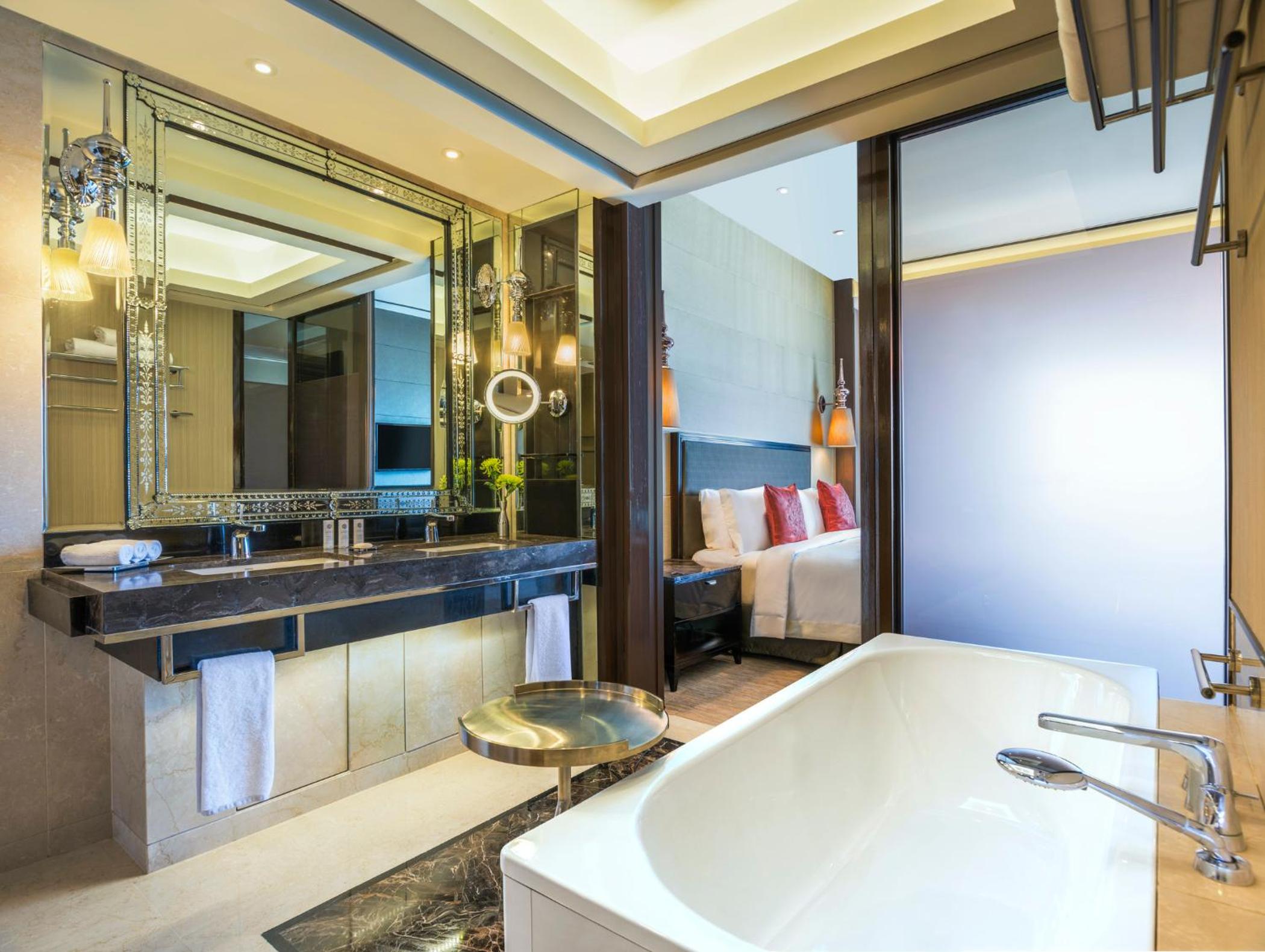 St. Regis Suite