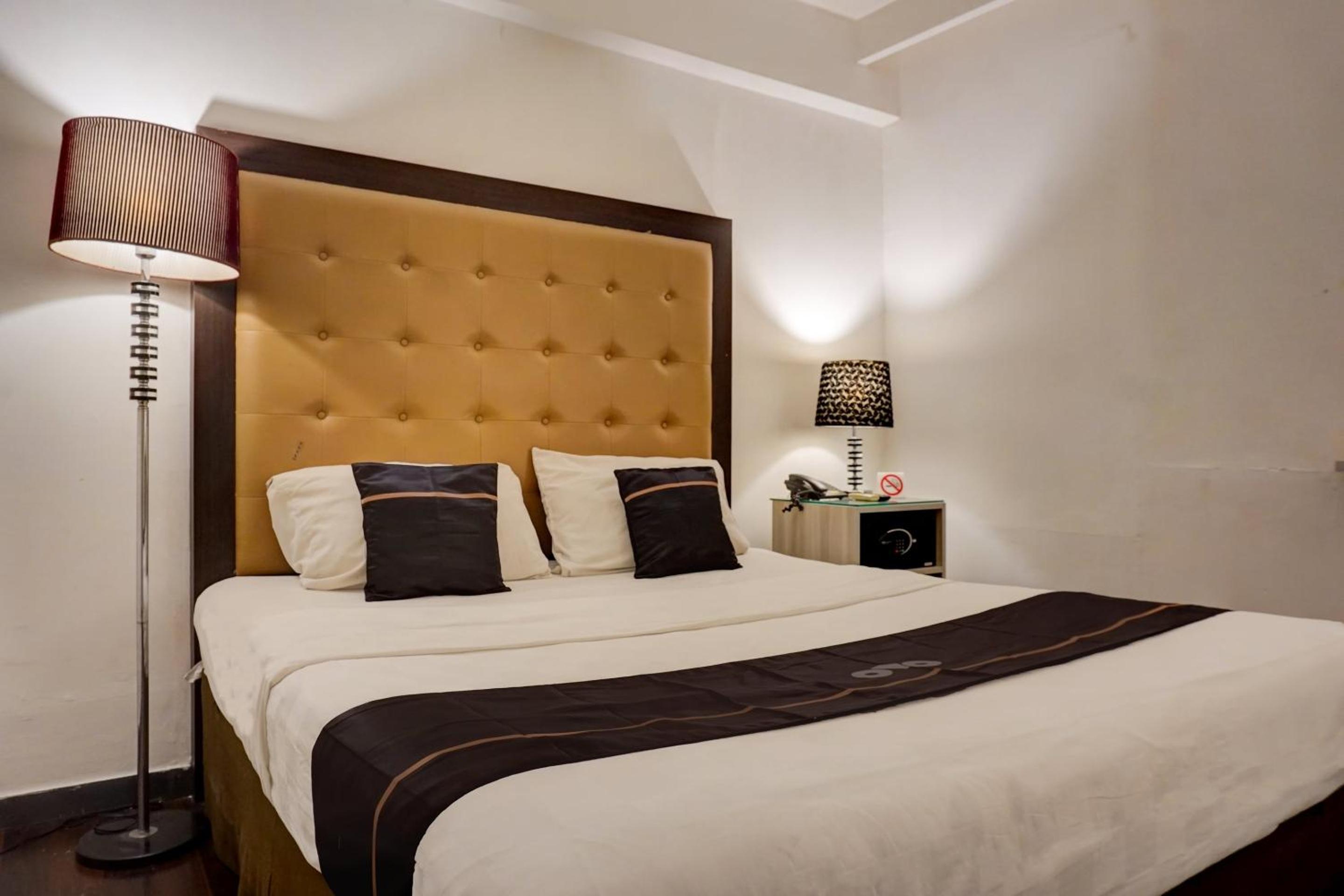 Deluxe Double Room - Photo 1