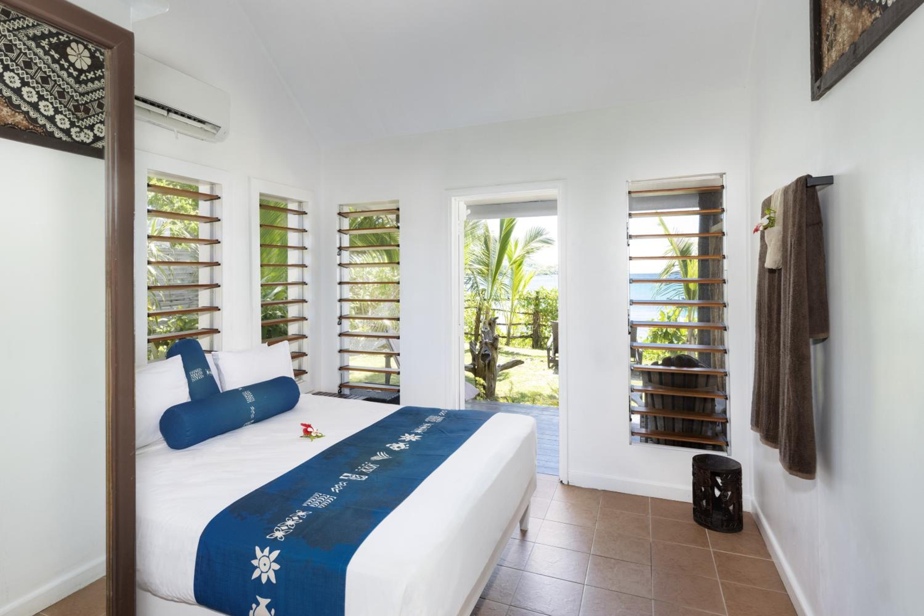 Beachfront Studio Rooms  photo 3