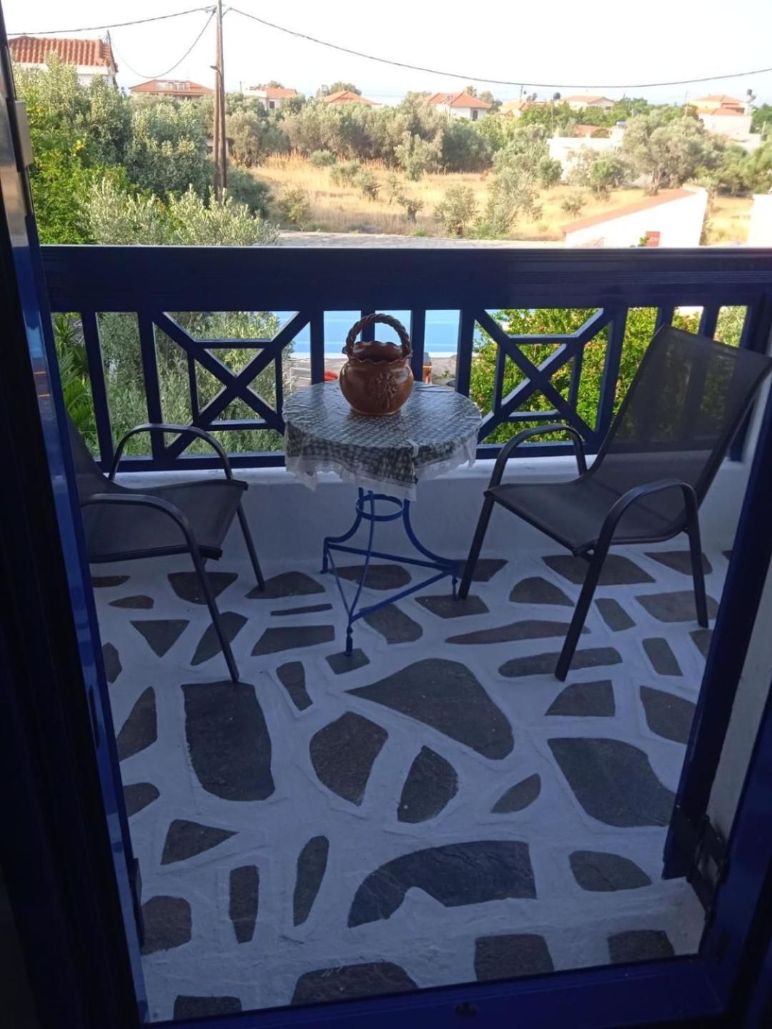 Apartment with Garden View photo 2