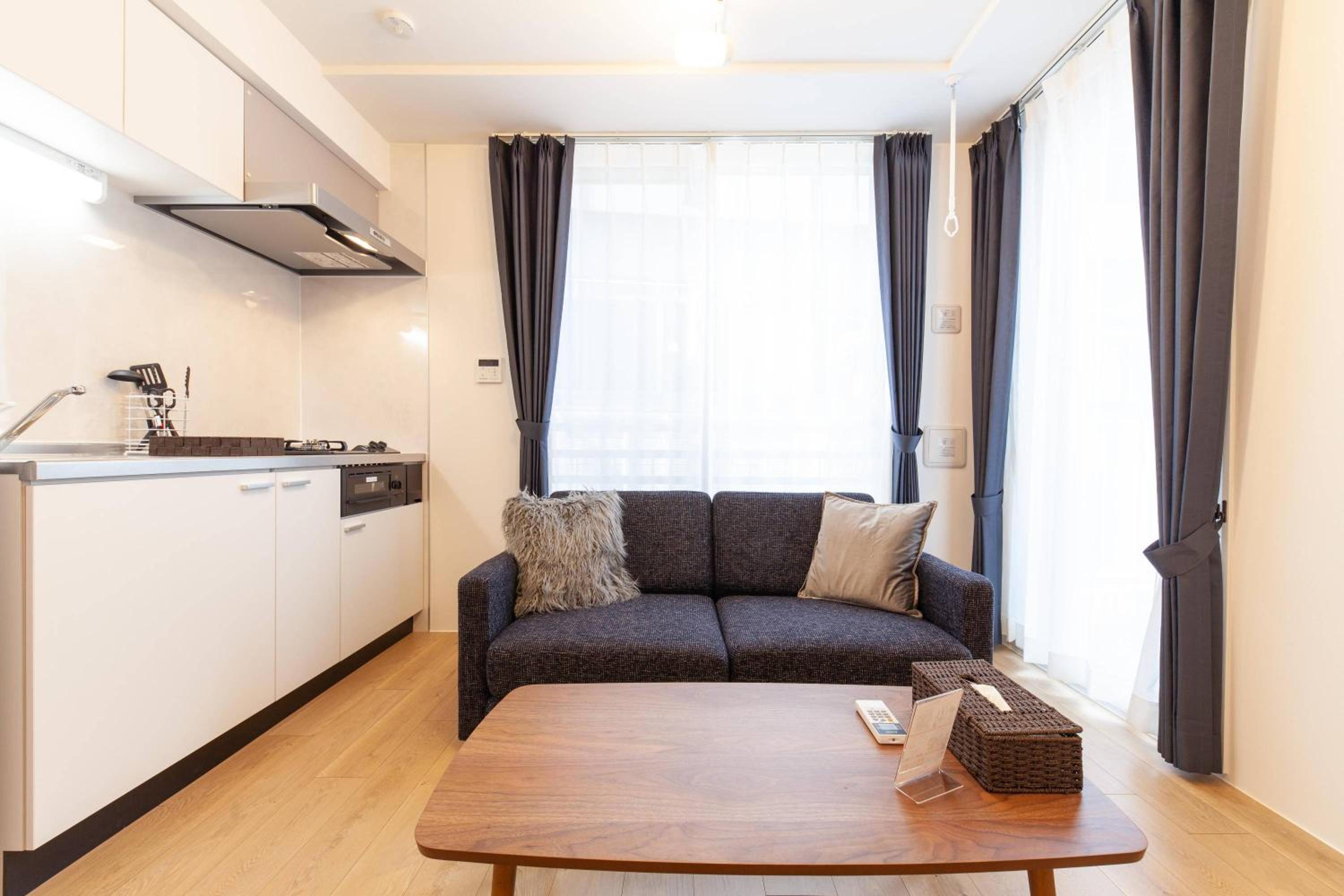 Three-Bedroom Apartment photo 2