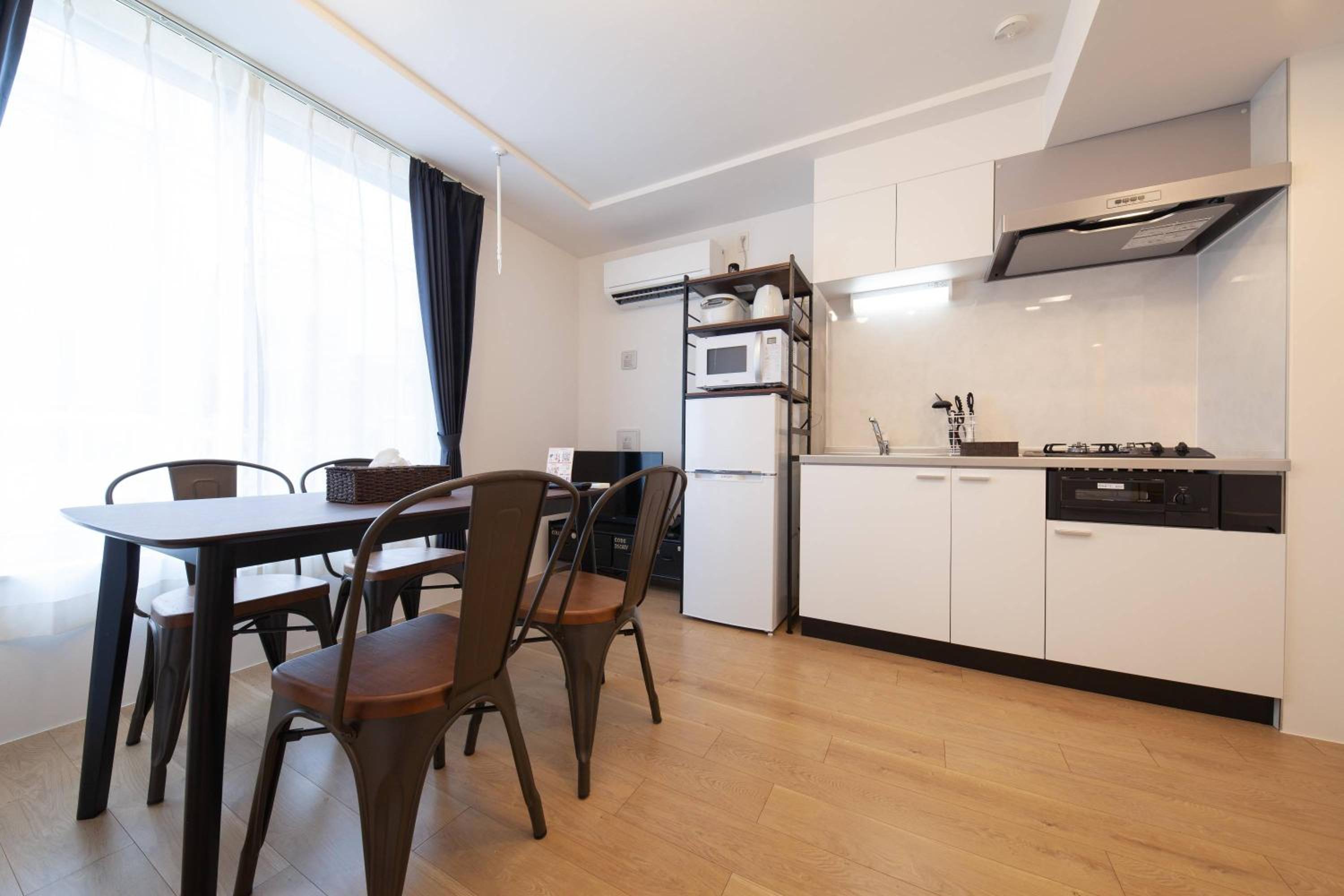 One-Bedroom Apartment photo 2