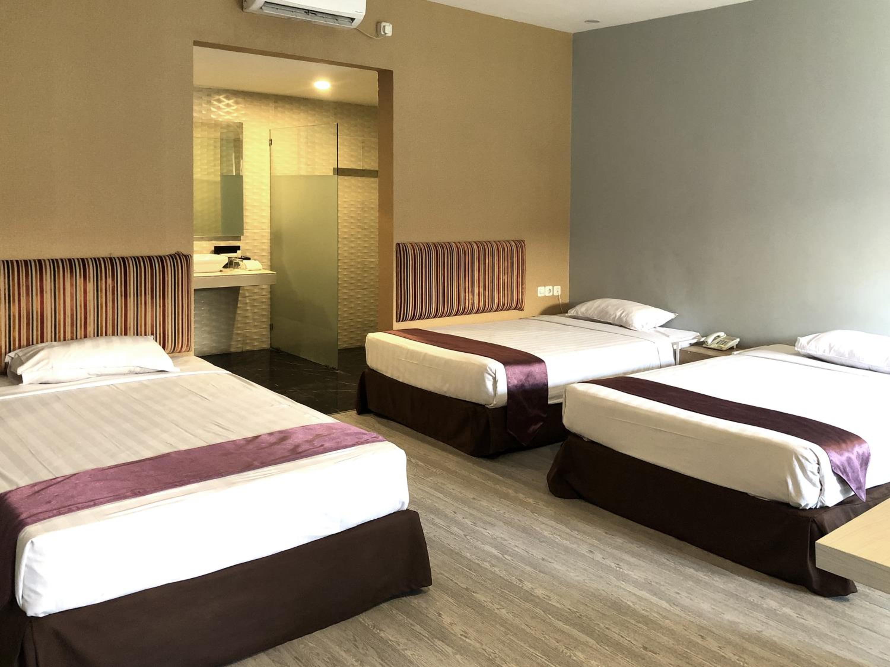 Triple Room photo 2