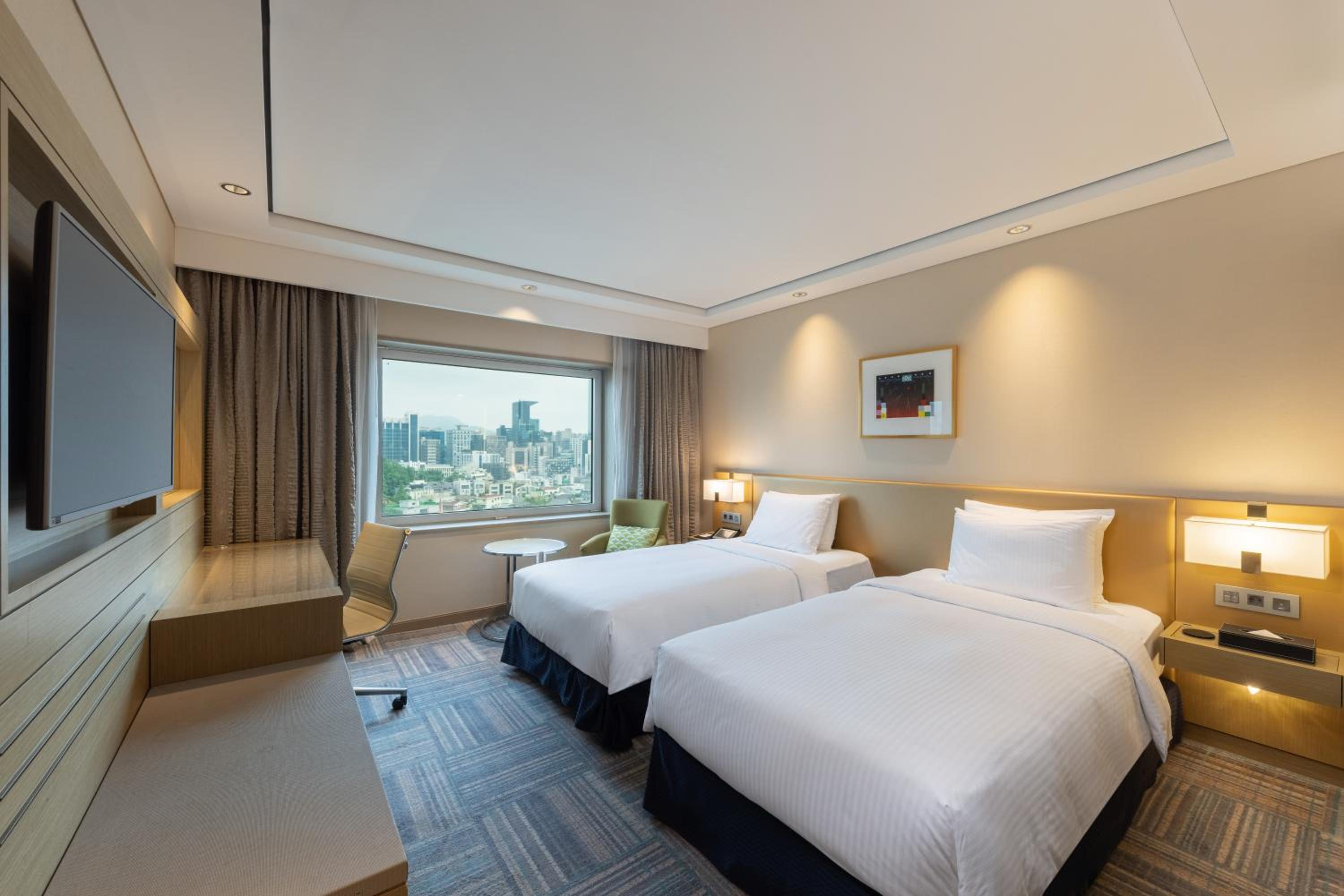 Deluxe Twin Room photo 2