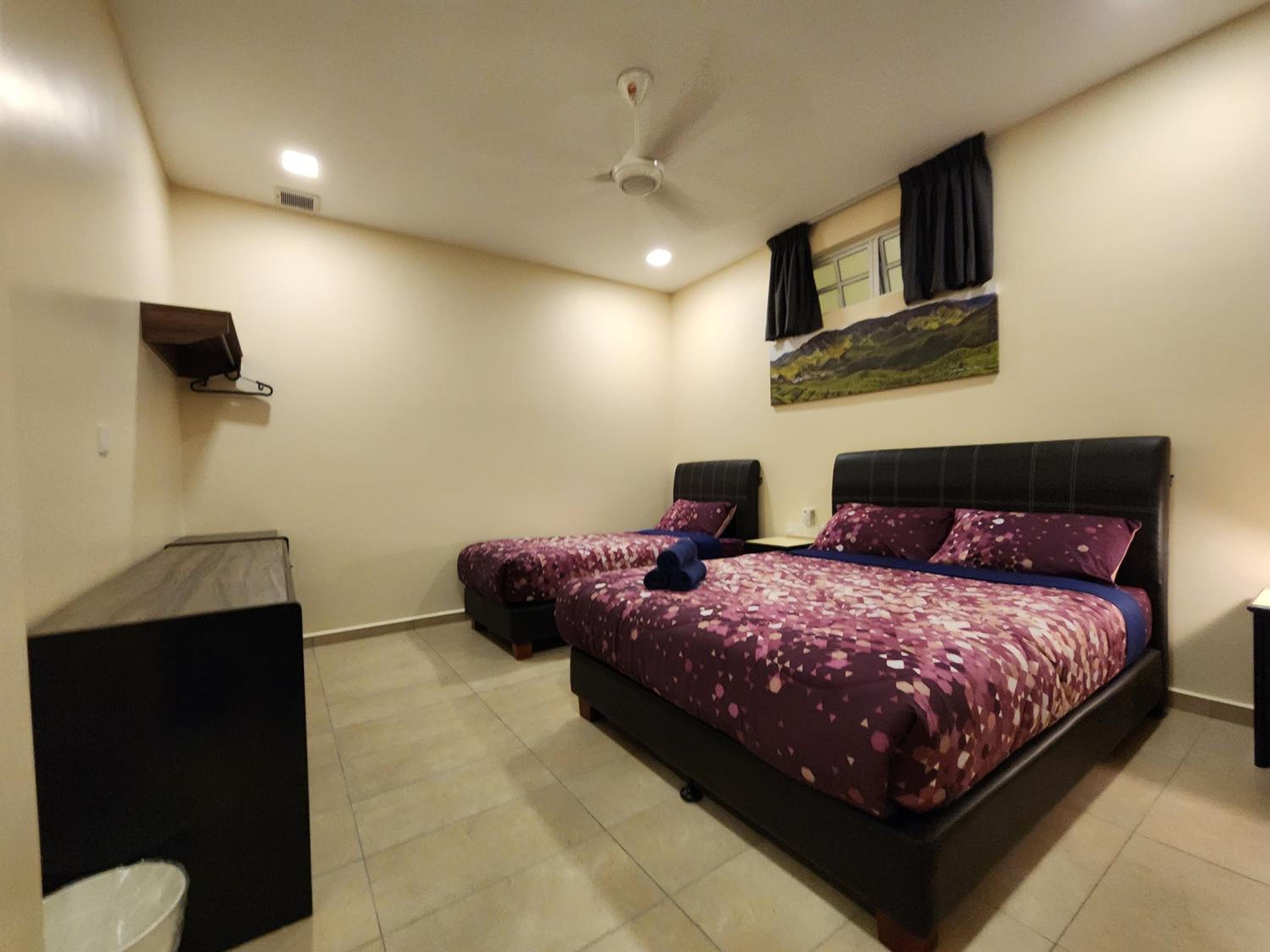 Triple Room with Bathroom (3 pers) - 1st Floor