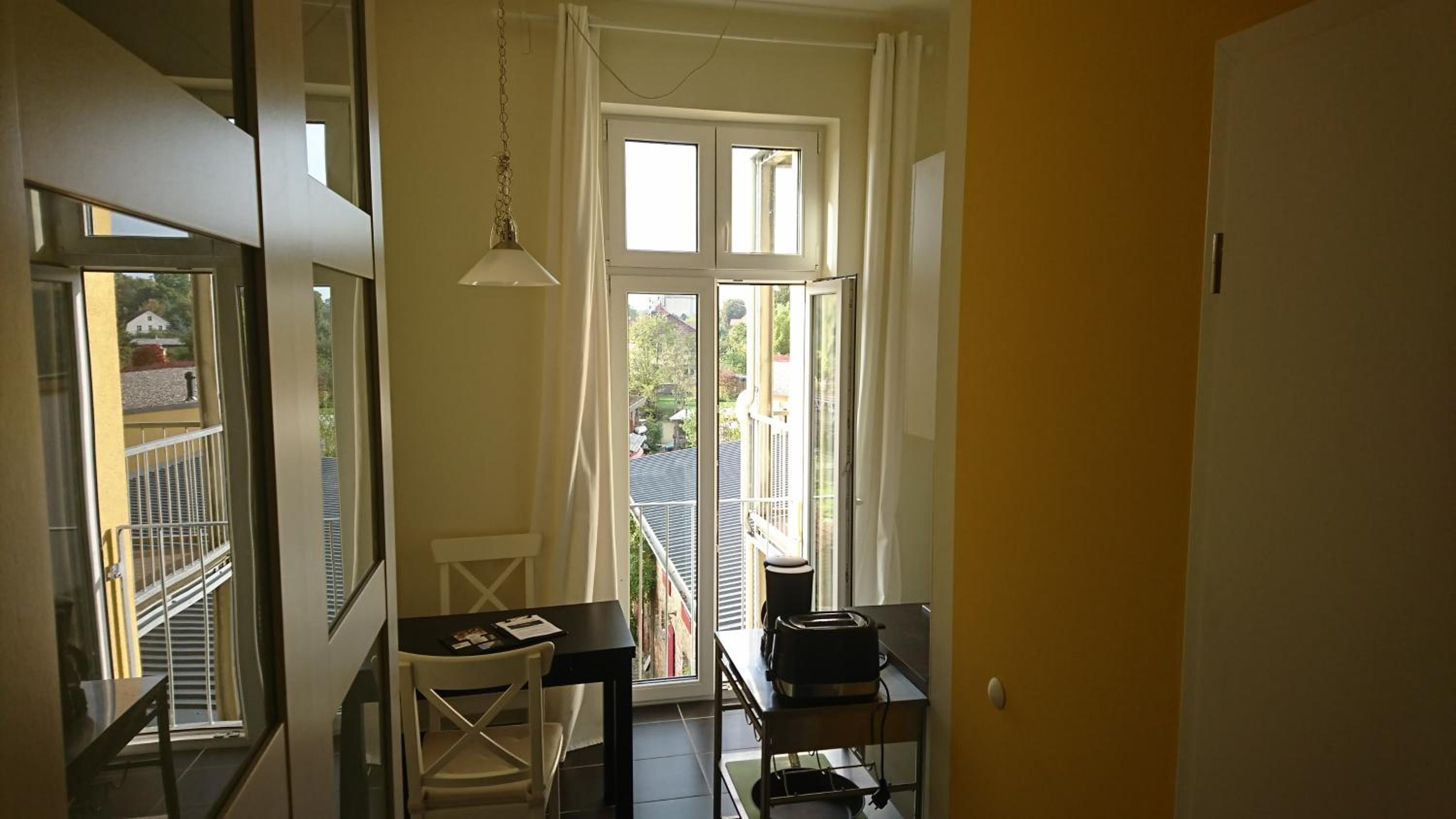 Apartment 107 photo 3